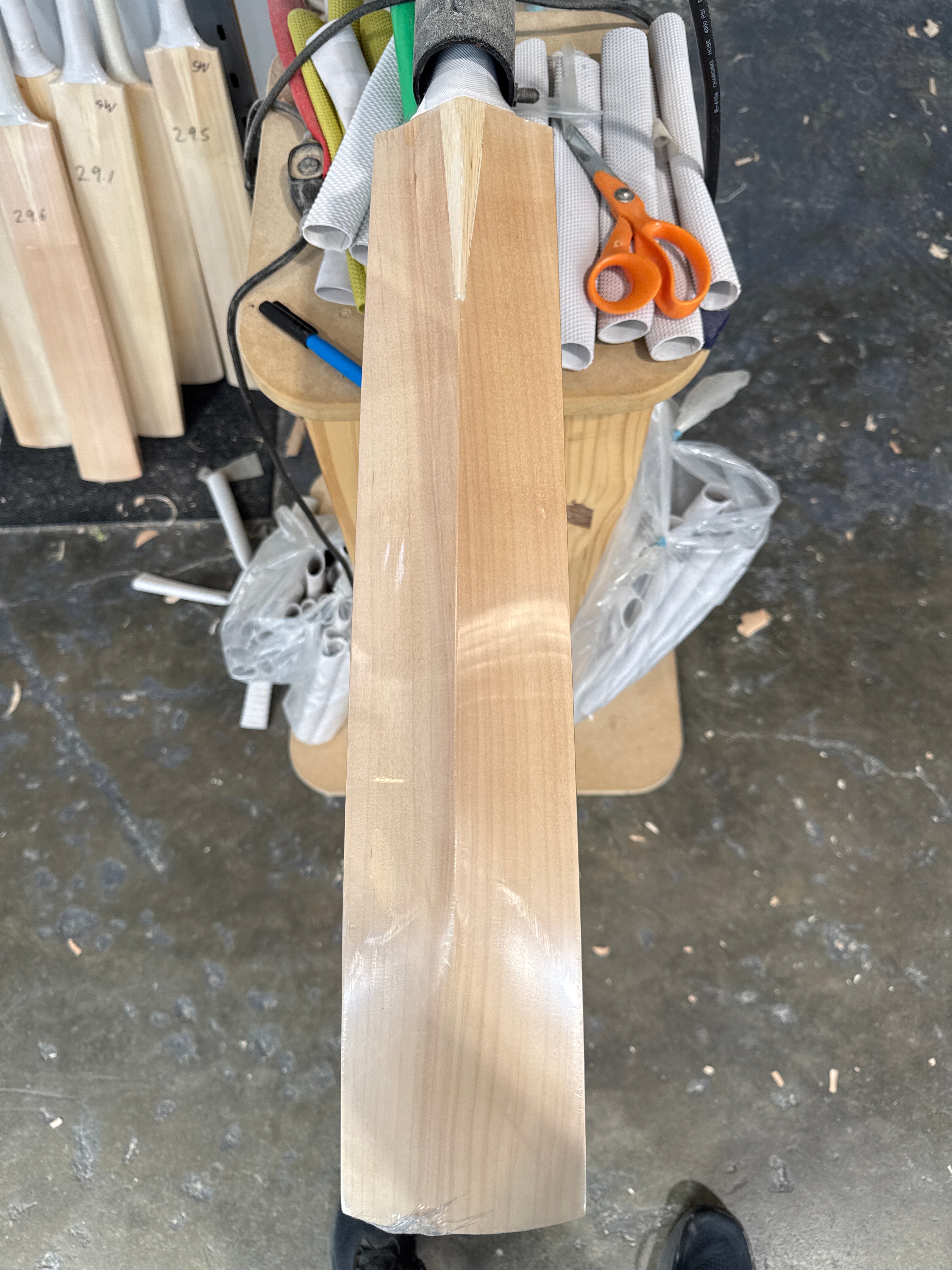 JPGavan Secret Willow Cricket Bat - 852