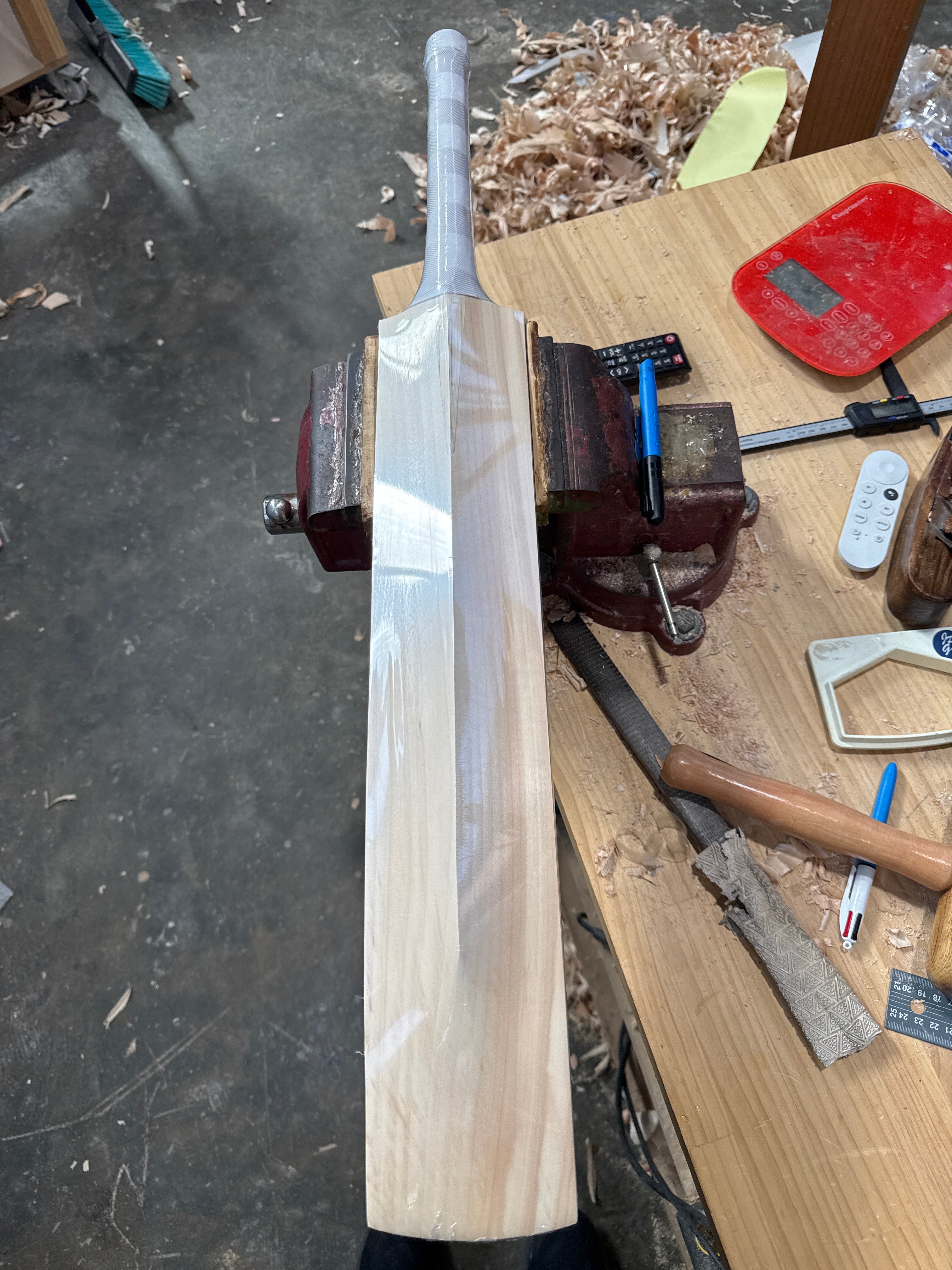 JPGavan Secret Willow Cricket Bat - 840