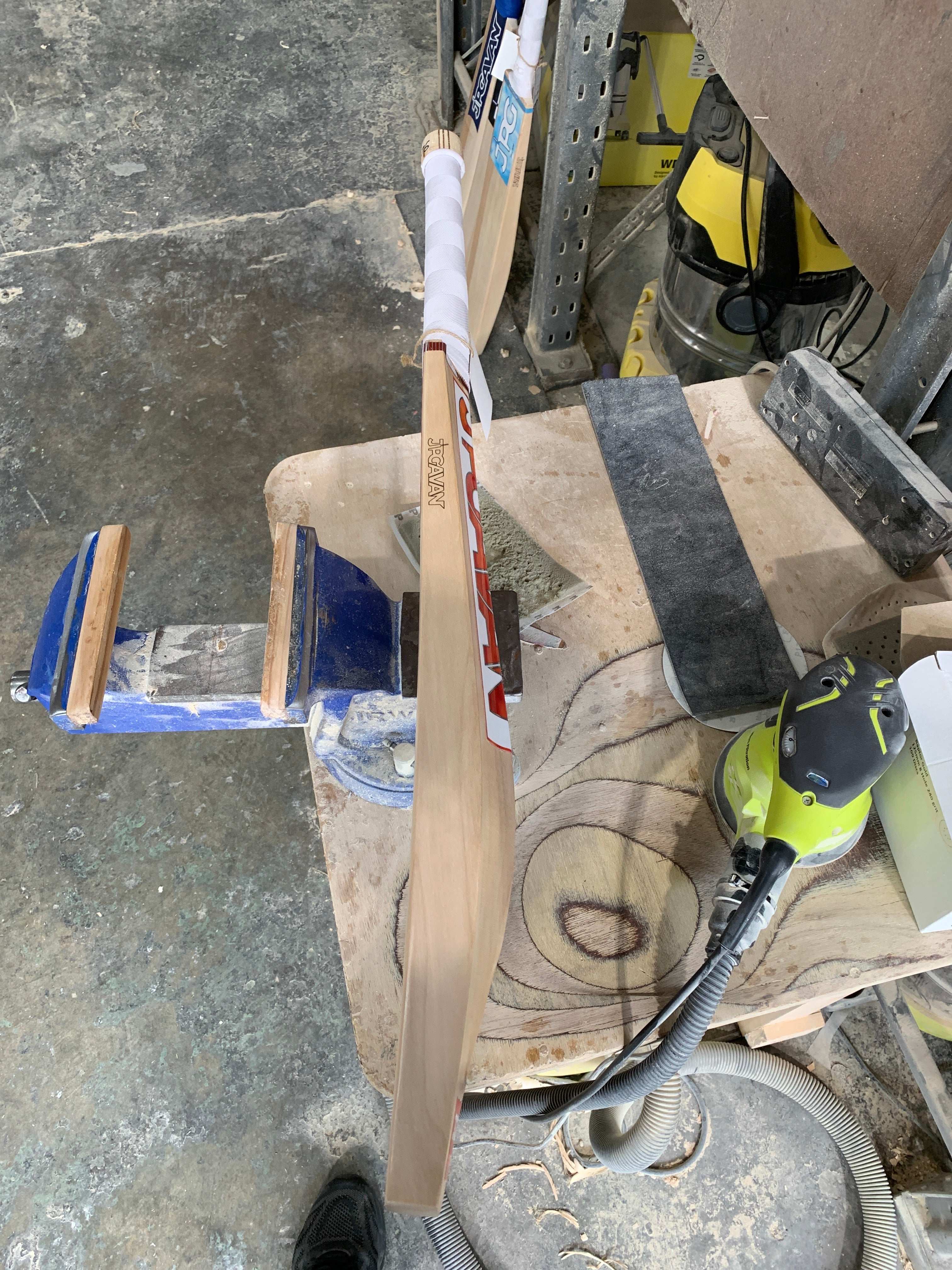 JPGavan Secret Willow Cricket Bat - 476