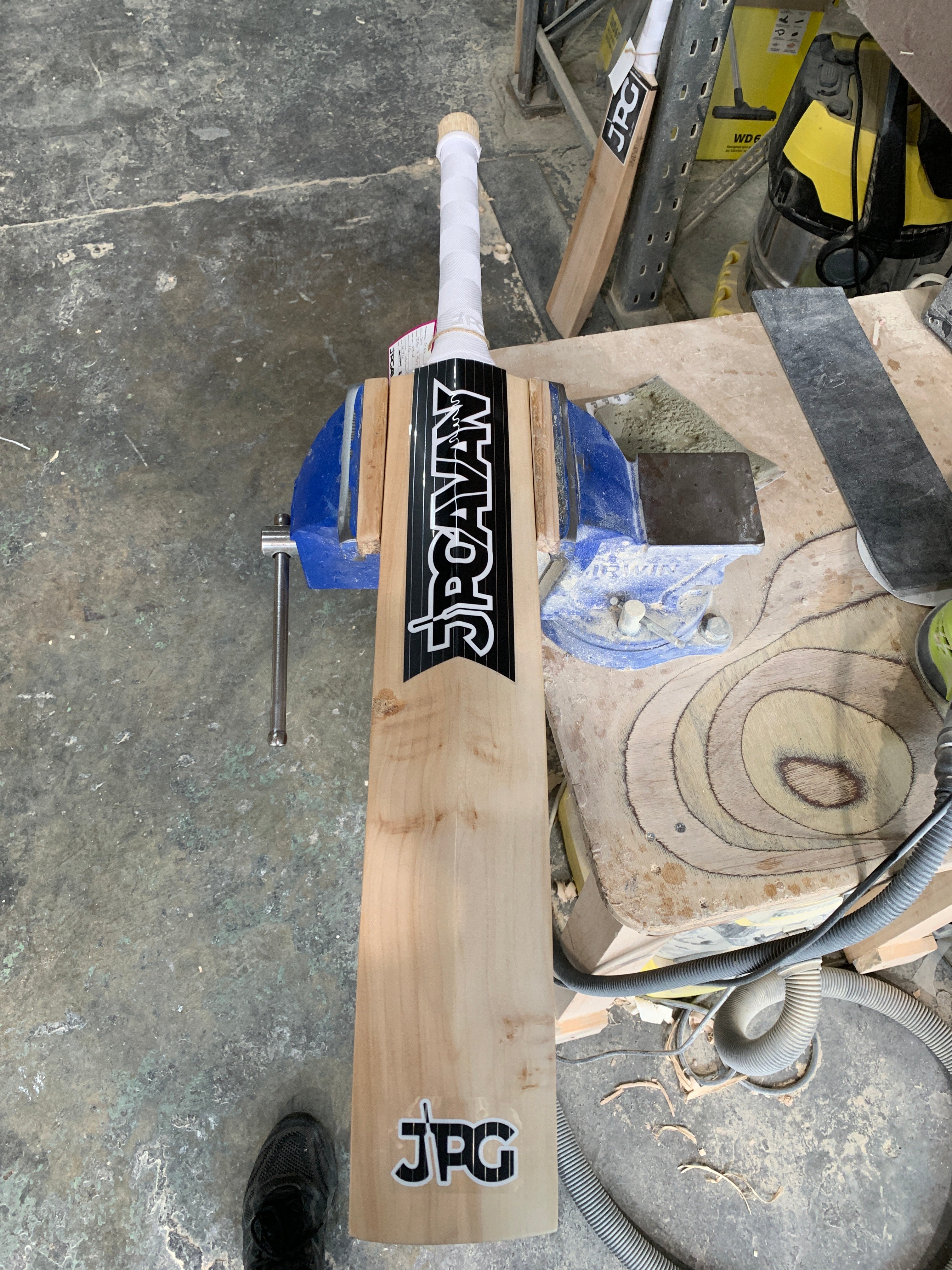 JPGavan Secret Willow Cricket Bat - 474