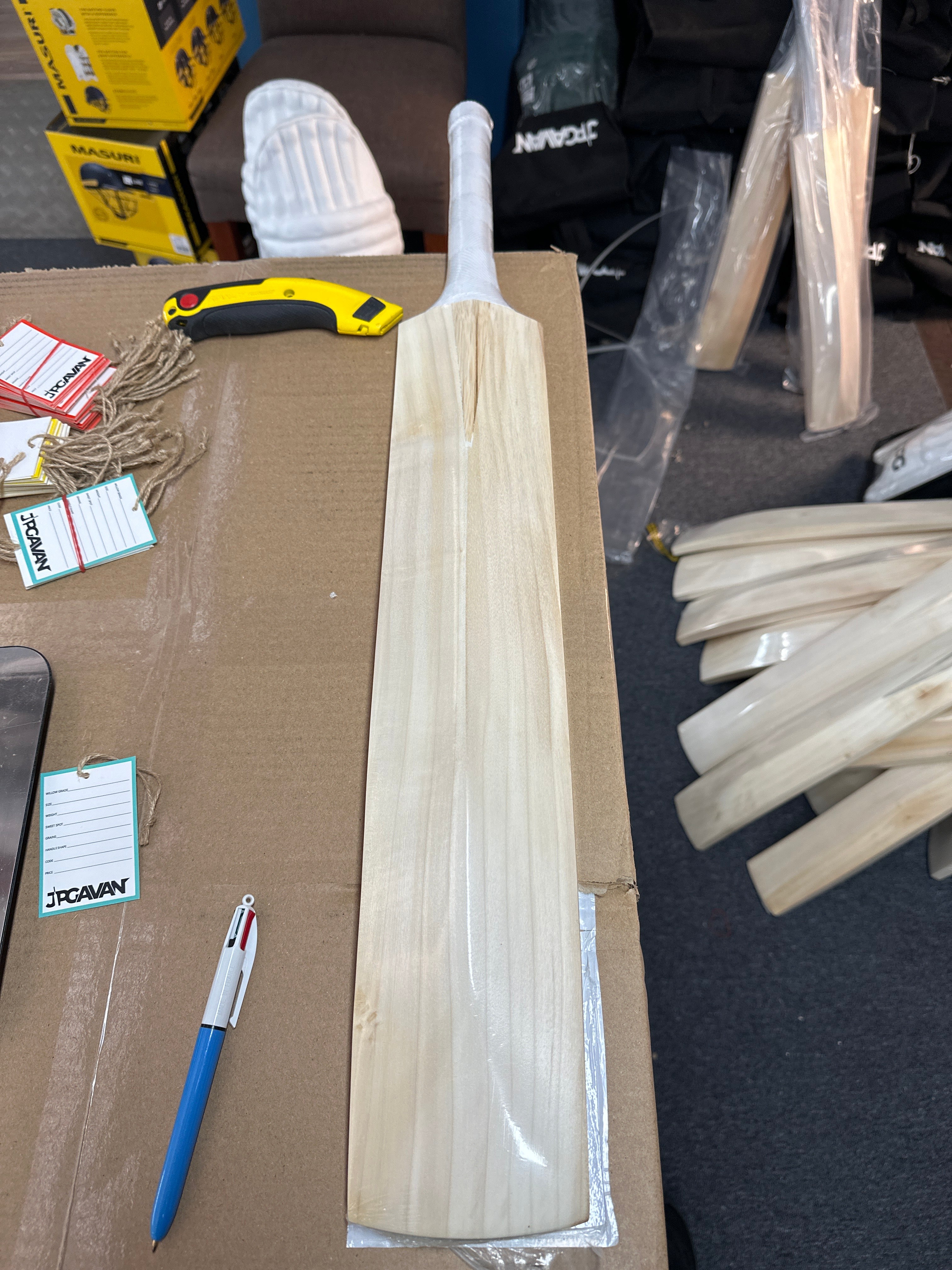 JPGavan Little Ripper Bat Cricket Bat - 116