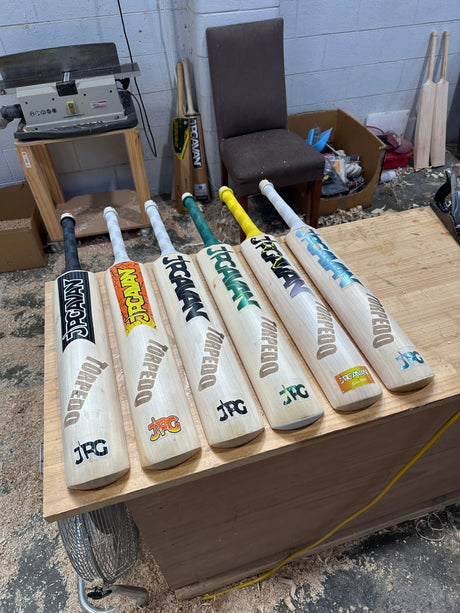 Custom JPGavan Torpedo Cricket Bat
