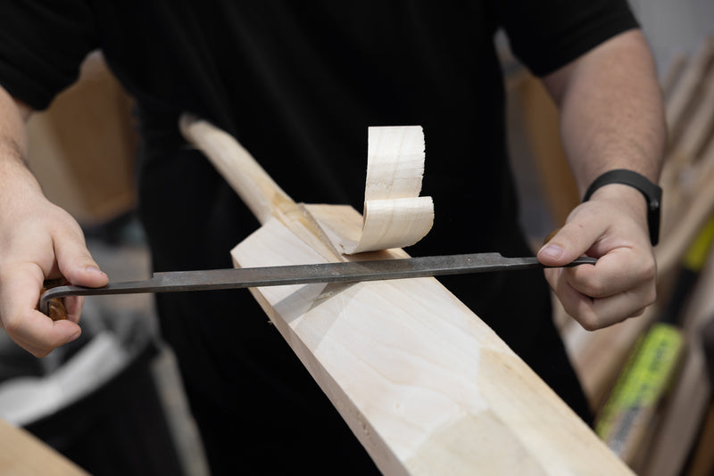 Smoothing the face of a JPGavan blade by hand