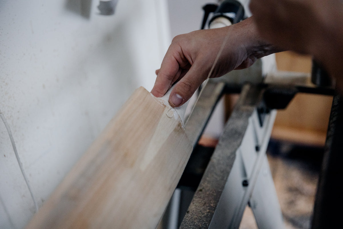 Close up of the grain on an English willow cricket bat face, JPGavan Sydney