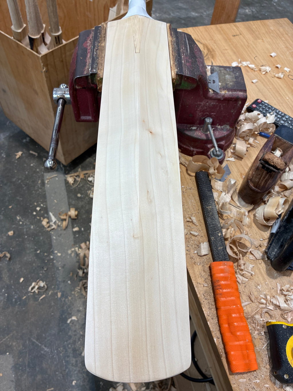 JPGavan Featherblade Cricket Bat - 396