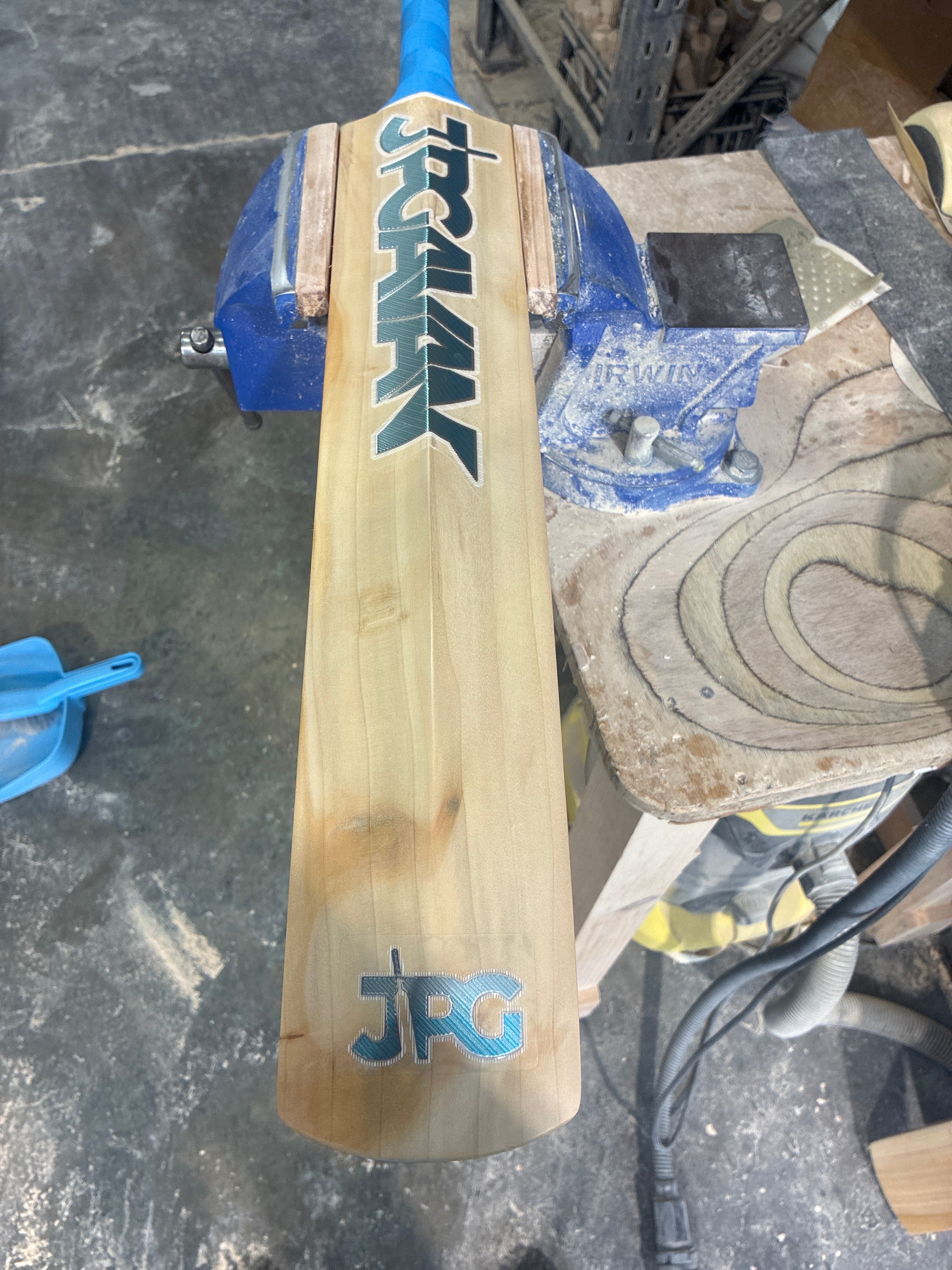 JPGavan Blue Cricket Bat - 282