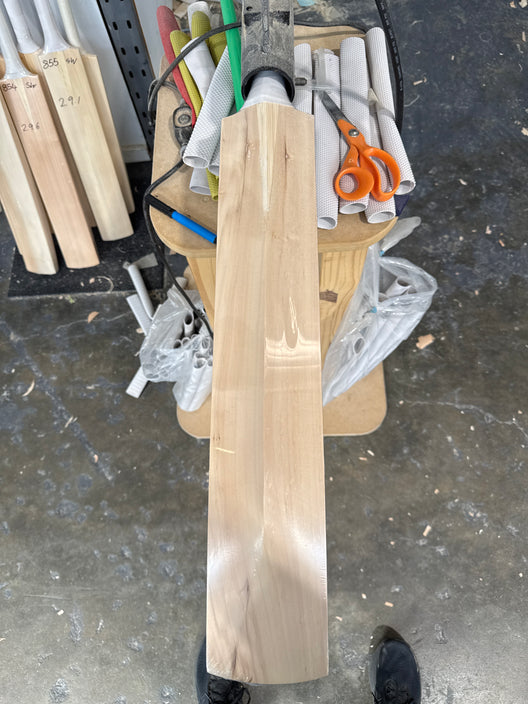 JPGavan Secret Willow Cricket Bat - 856