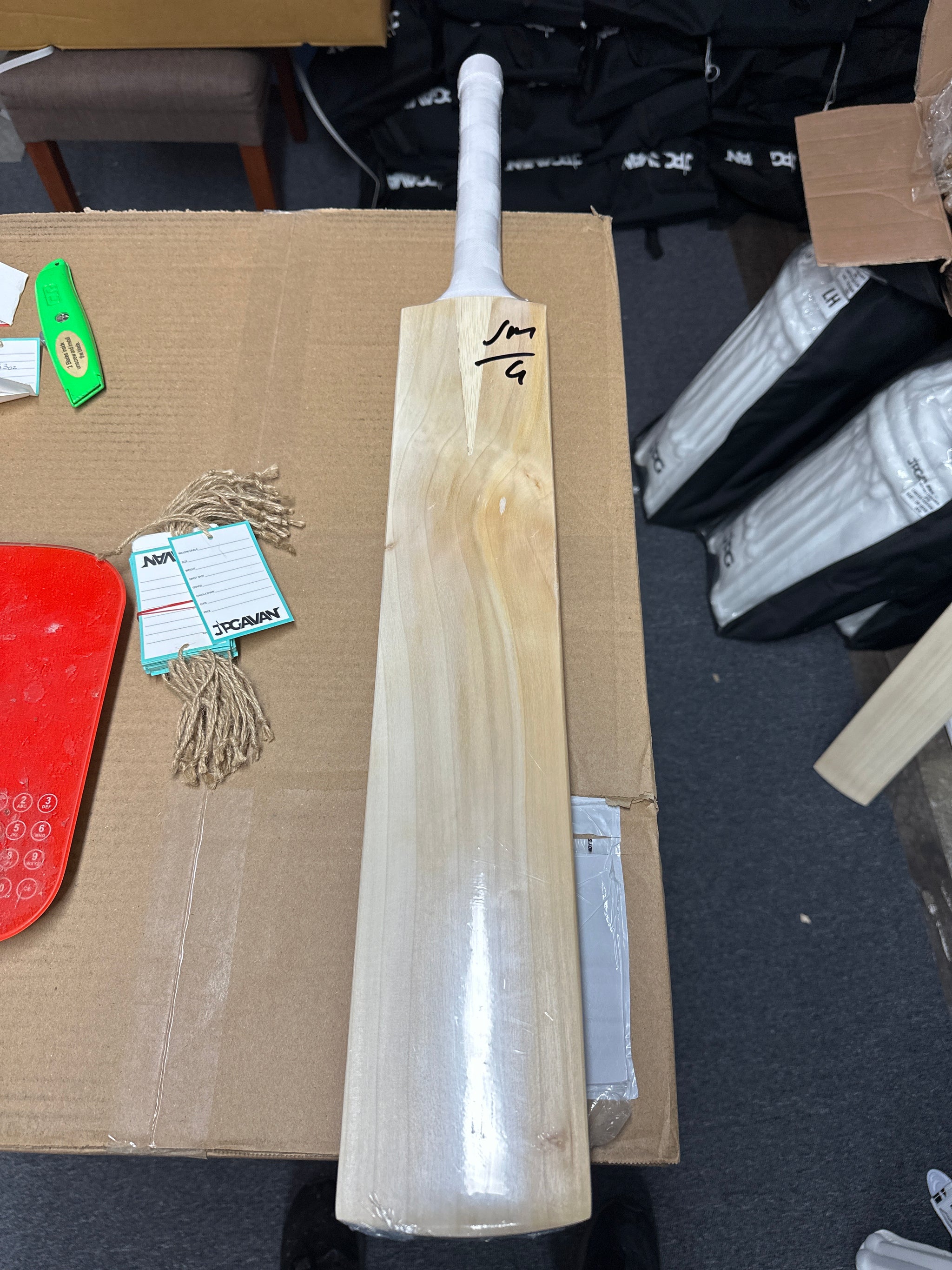 JPGavan Little Ripper Bat Cricket Bat - 37