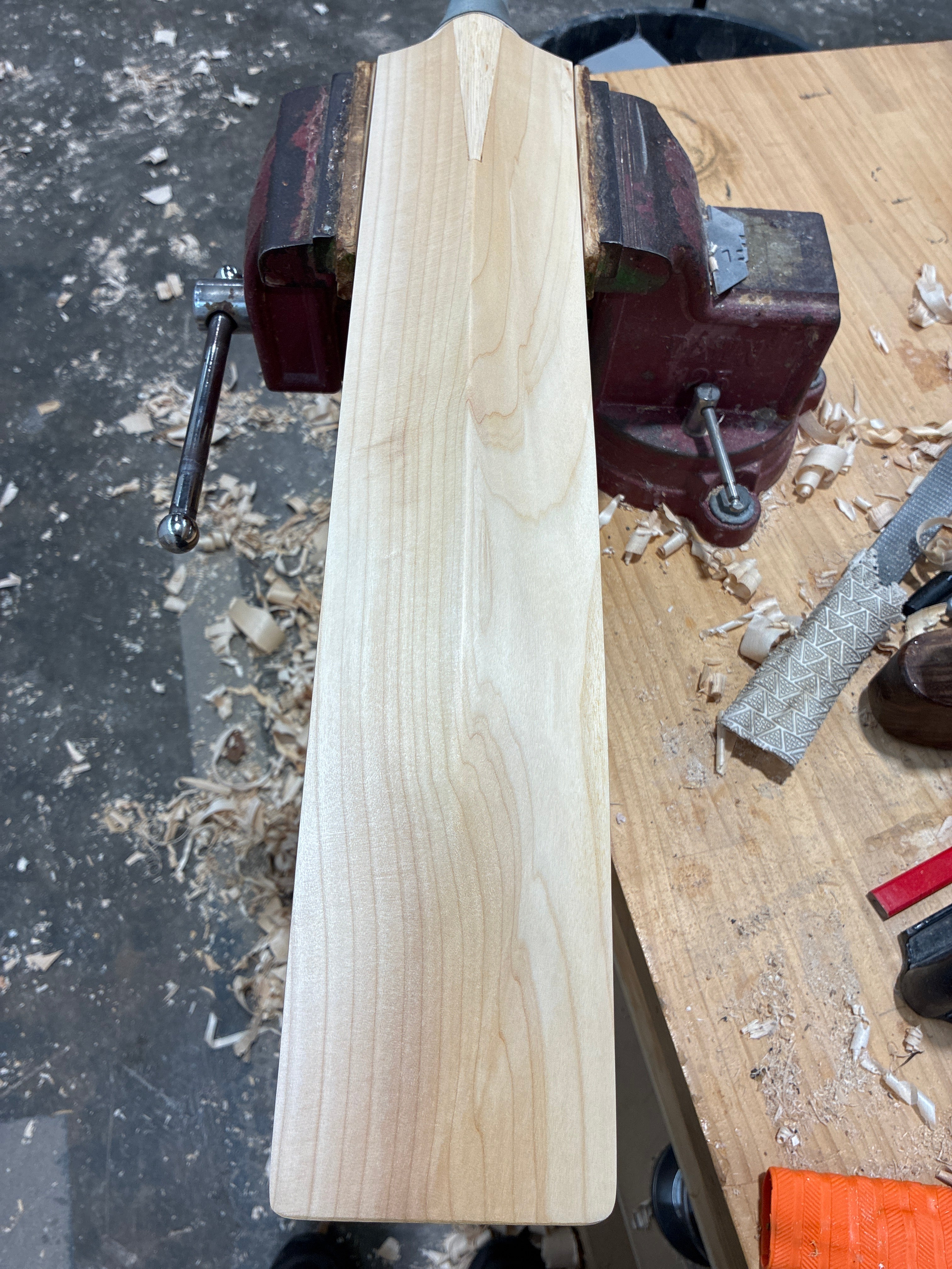 JPGavan Featherblade Cricket Bat - 337