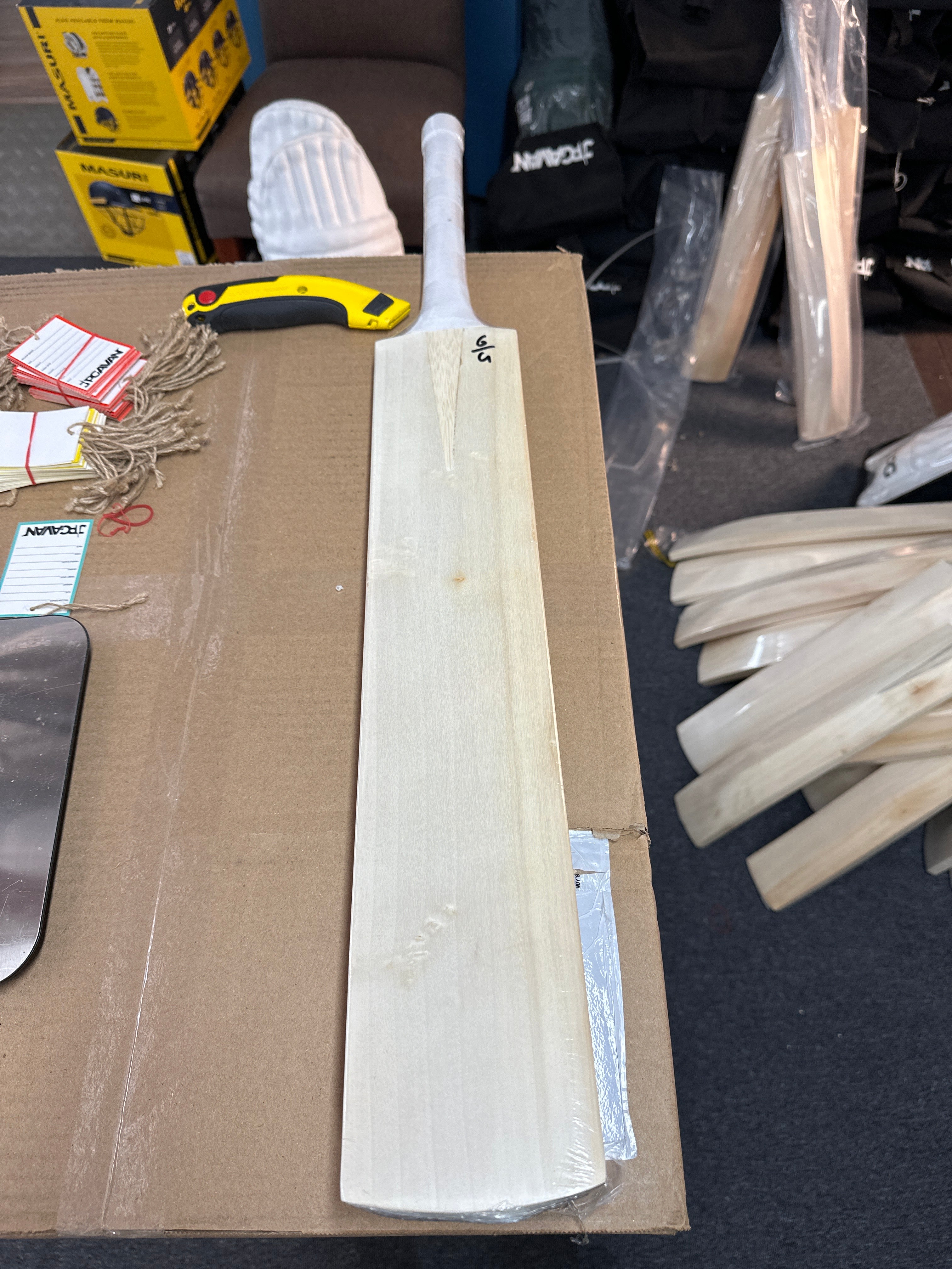 JPGavan Little Ripper Bat Cricket Bat - 123
