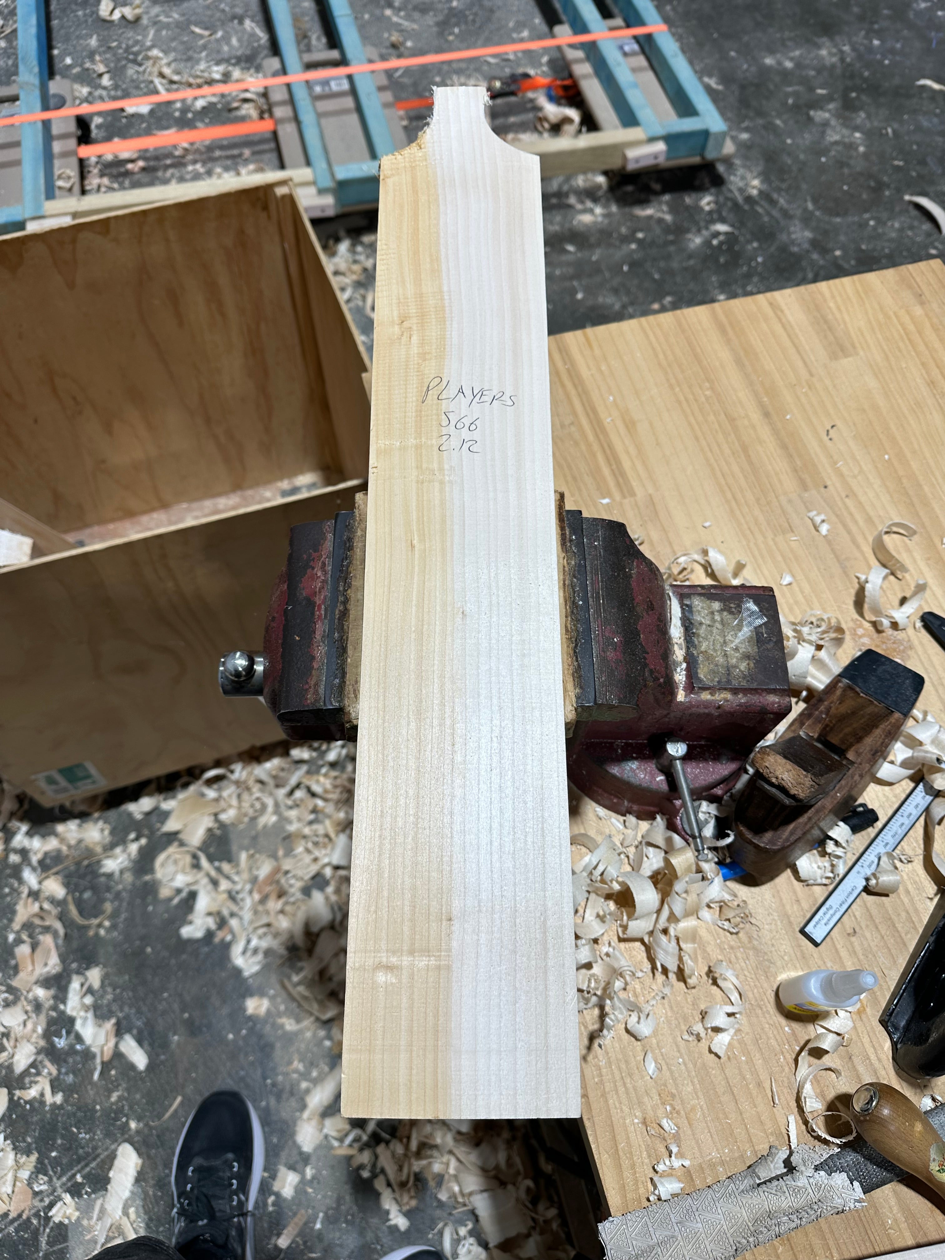 JPGavan Featherblade - 566