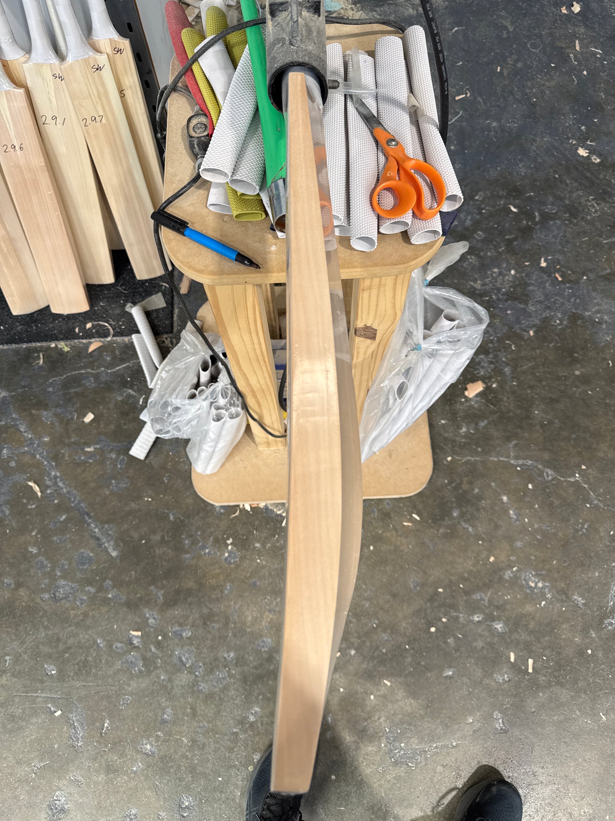 JPGavan Secret Willow Cricket Bat - 850