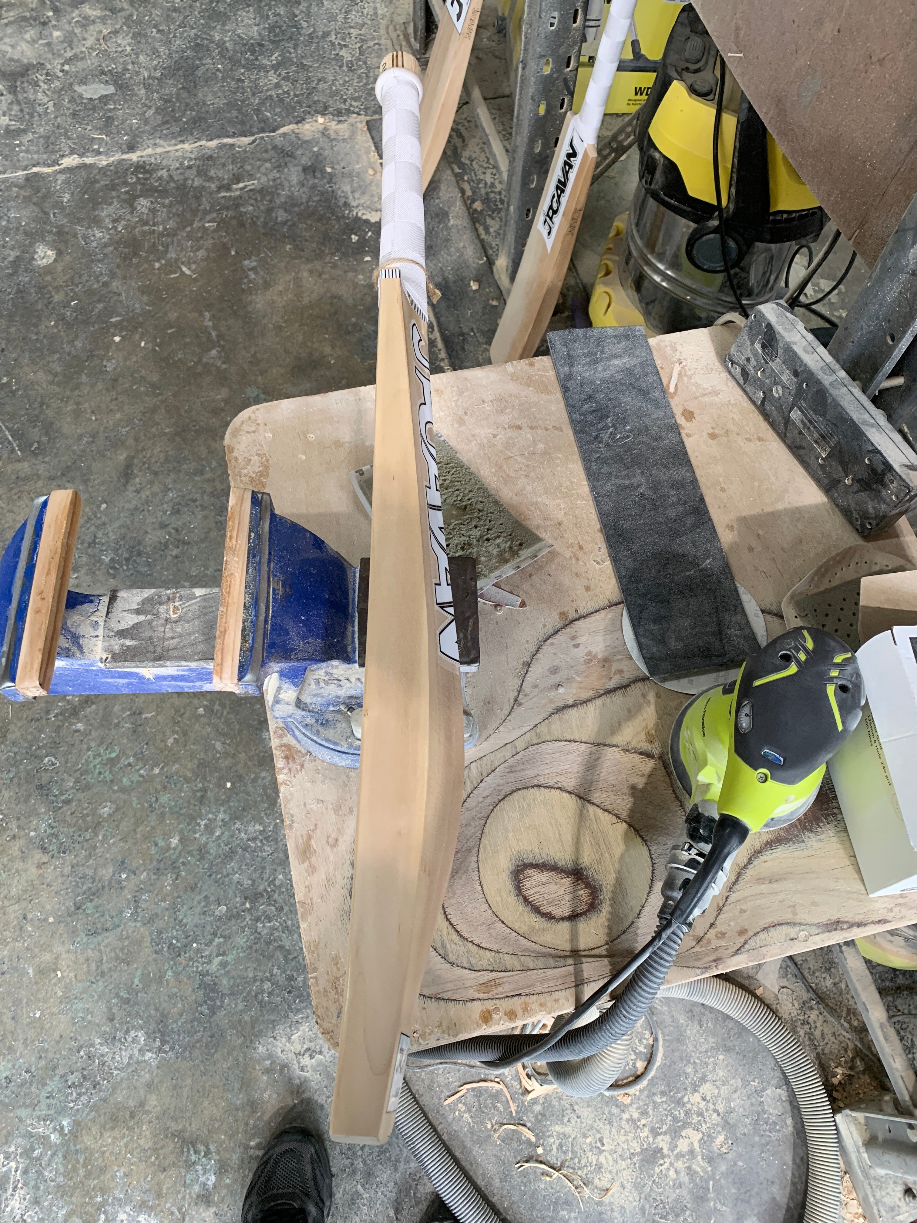 JPGavan Secret Willow Cricket Bat - 502