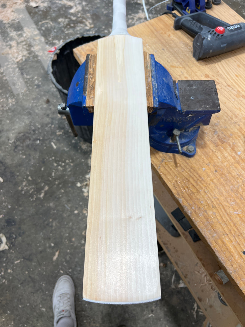 JPGavan Little Ripper+ G1 Cricket Bat - 17