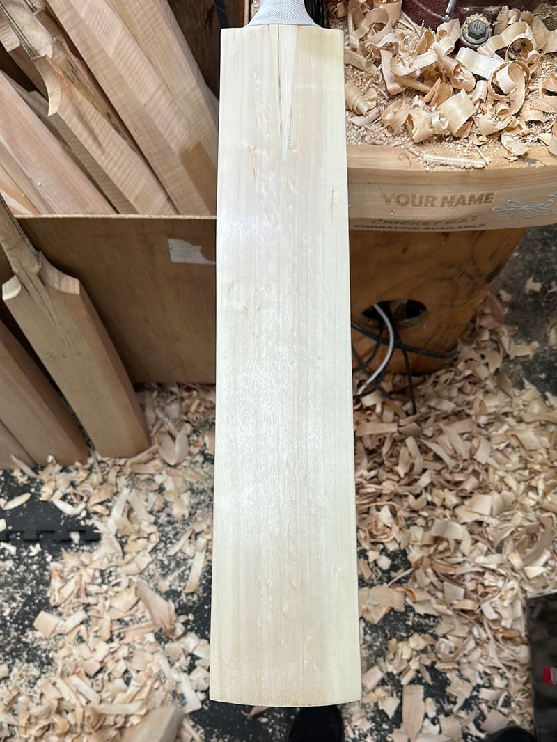 JPGavan Secret Willow custom cricket bat #446, front view