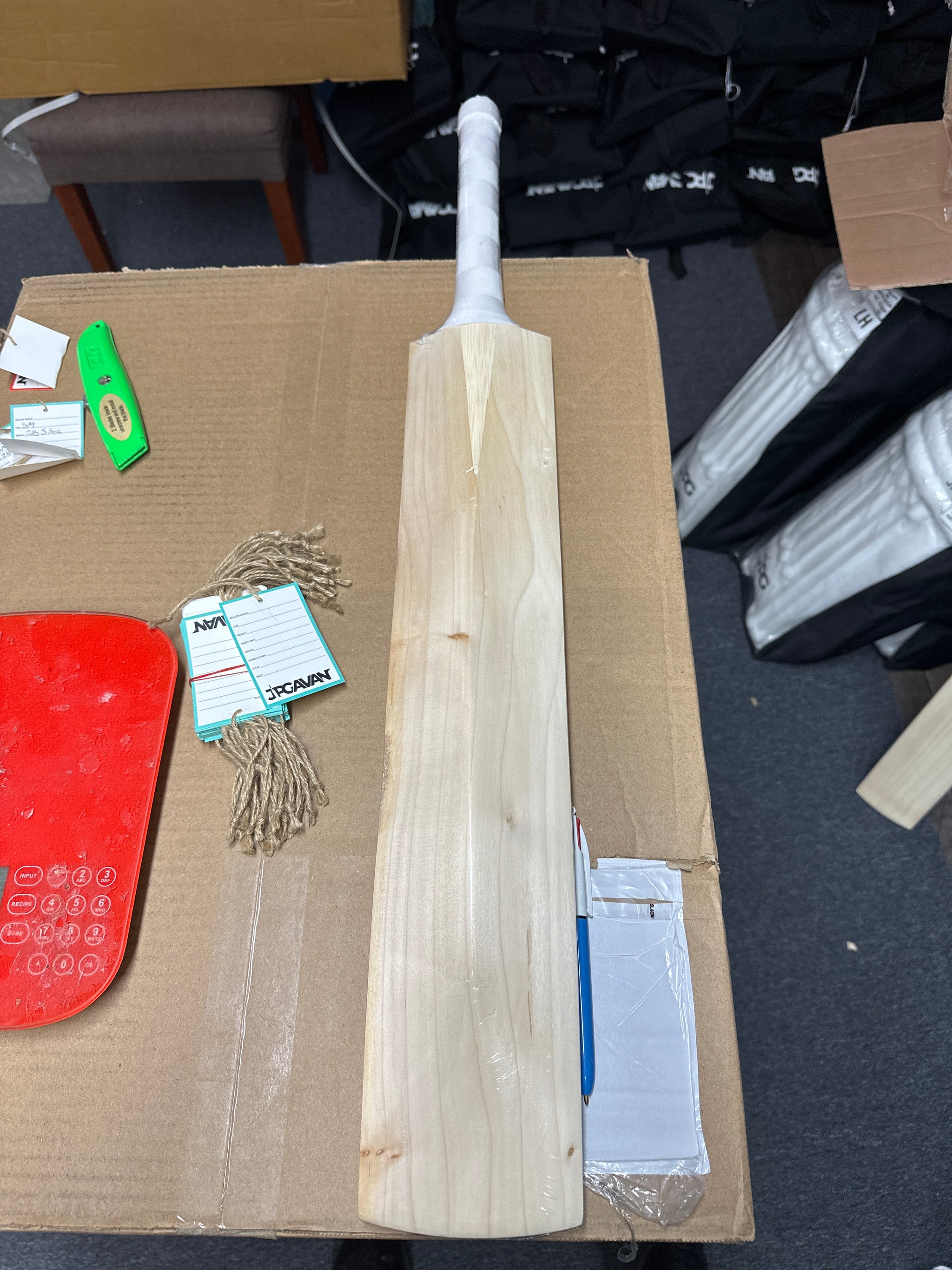JPGavan Little Ripper Bat Cricket Bat - 37