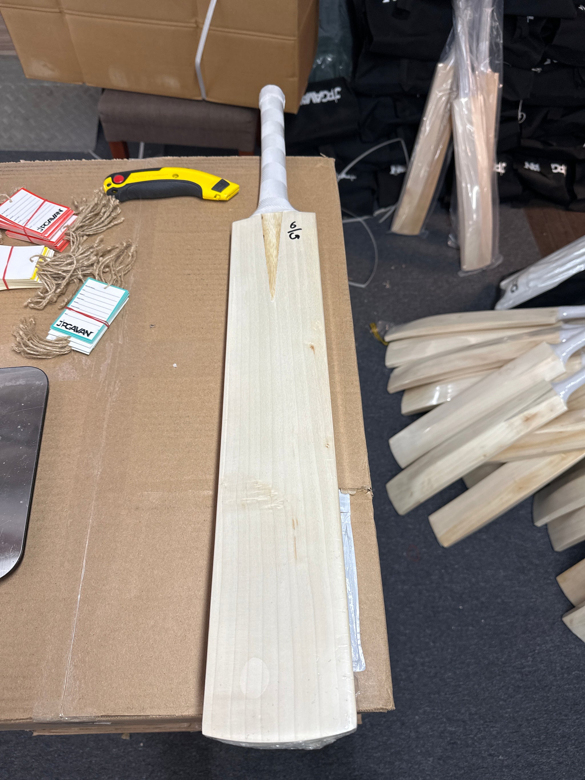 JPGavan Little Ripper Bat Cricket Bat - 109