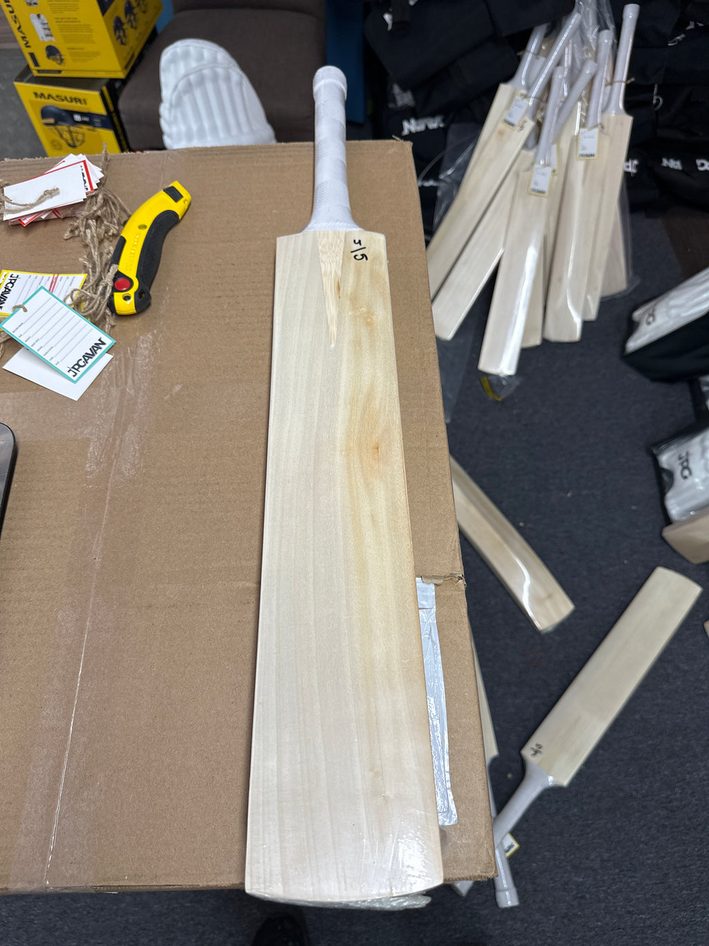 JPGavan Little Ripper Bat Cricket Bat - 172