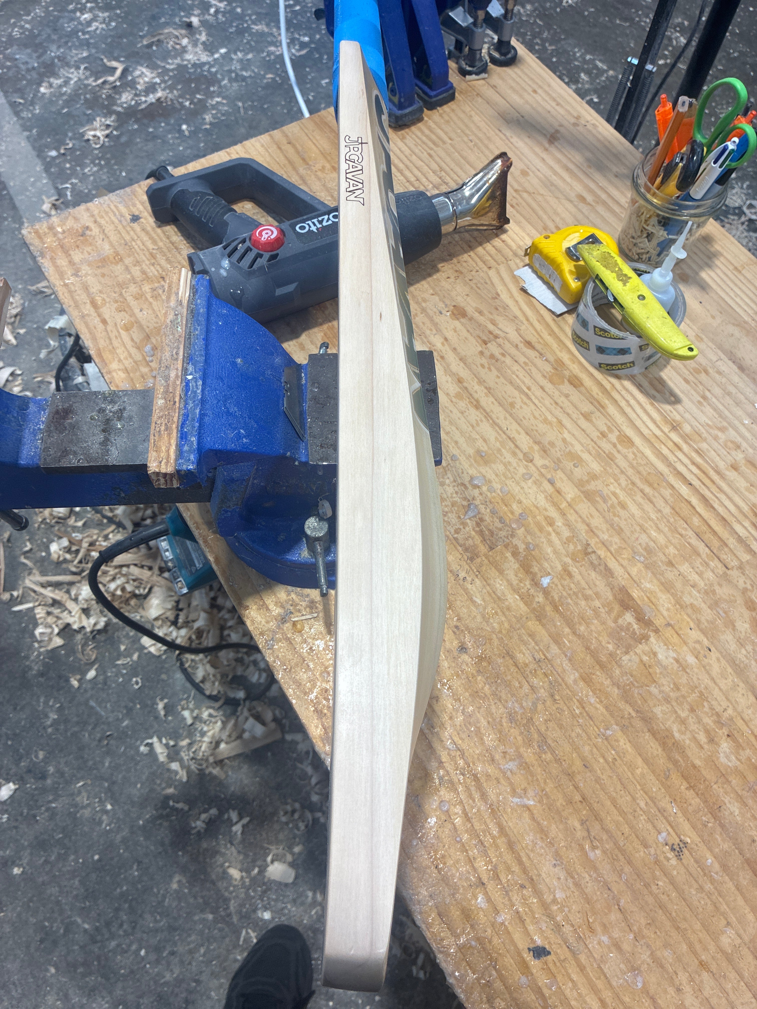 JPGavan Blue Cricket Bat - 253