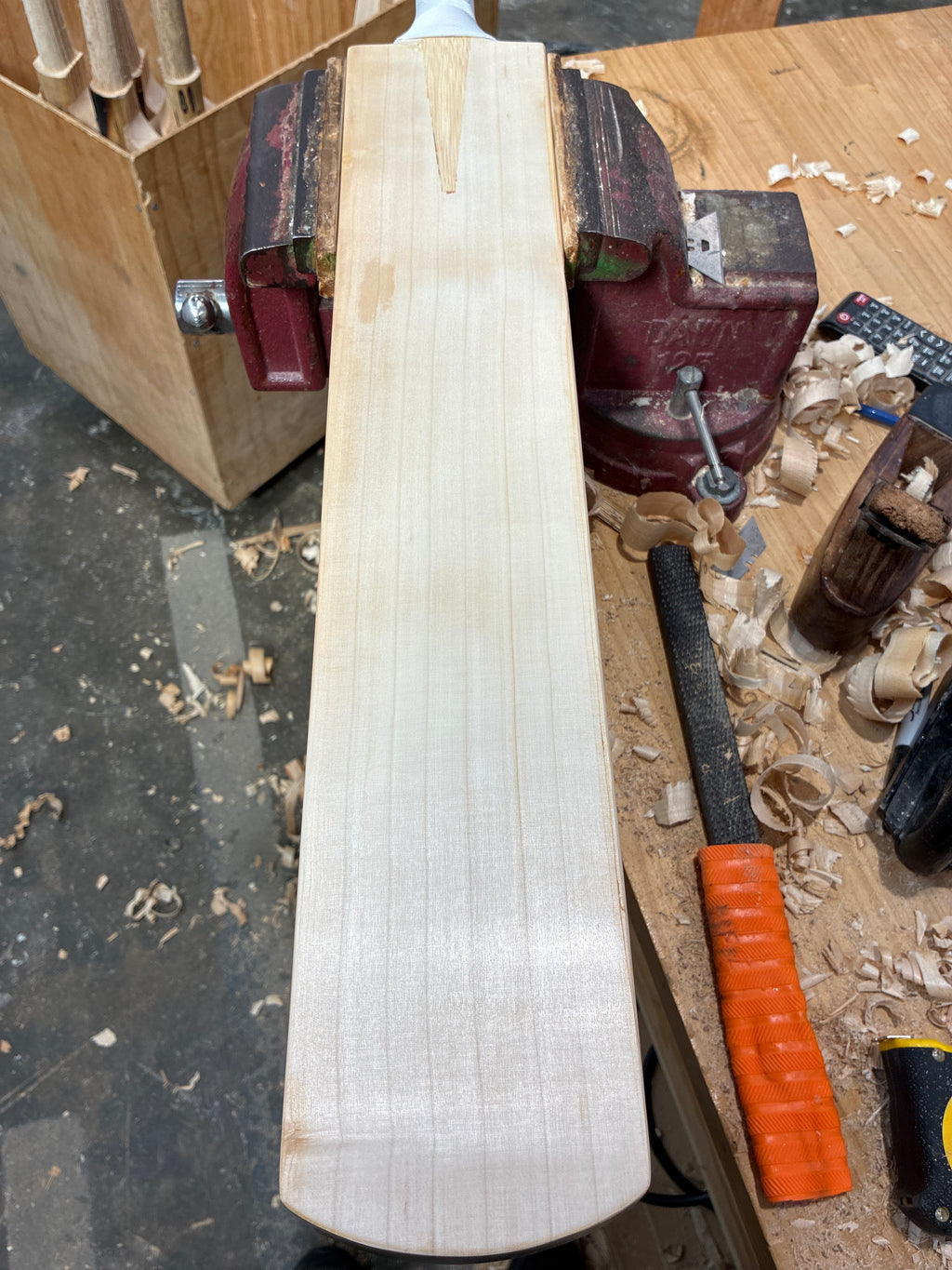 JPGavan Featherblade Cricket Bat - 398