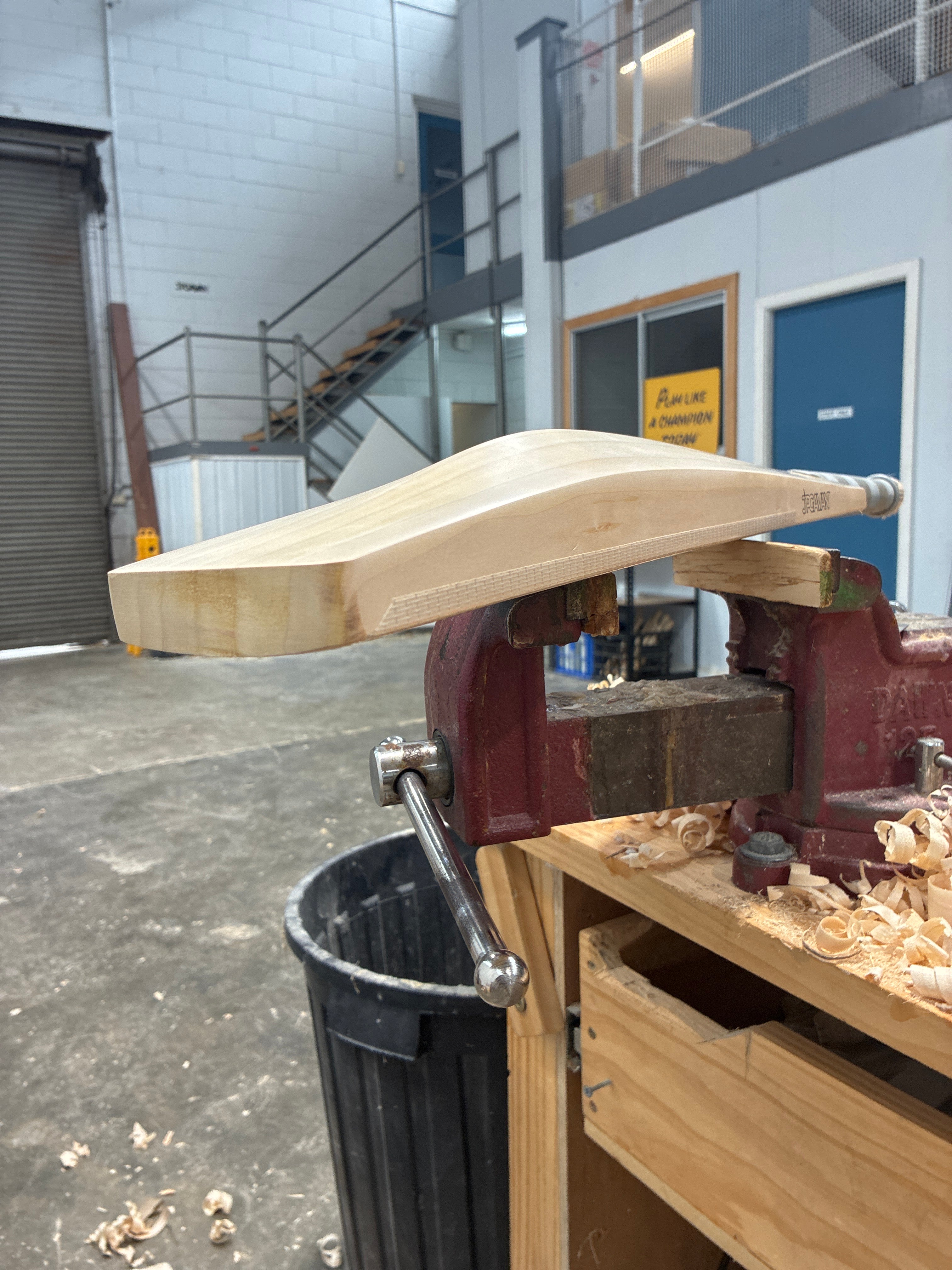 JPGavan Featherblade Cricket Bat - 336