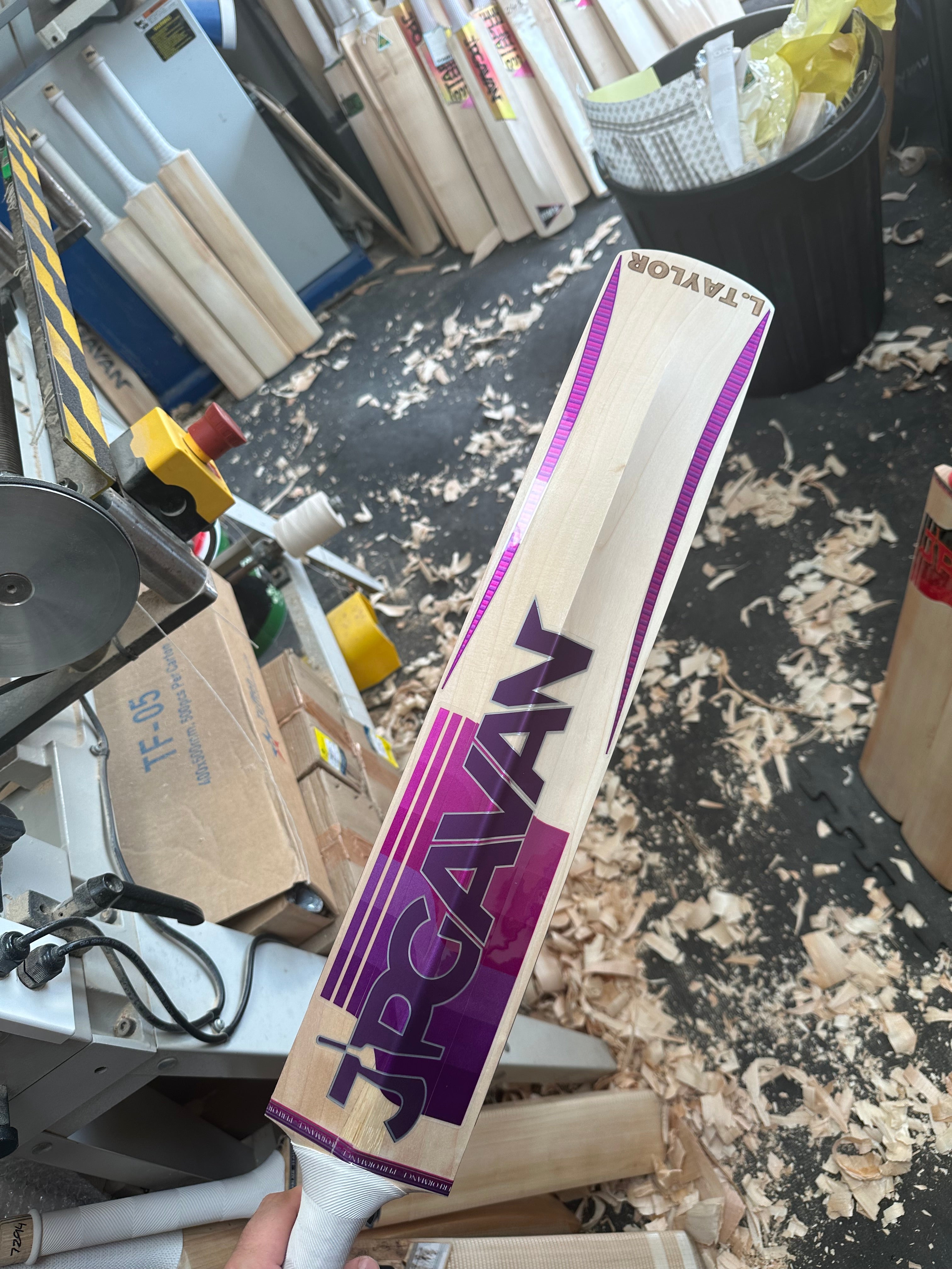 Cricket bat laser engraving