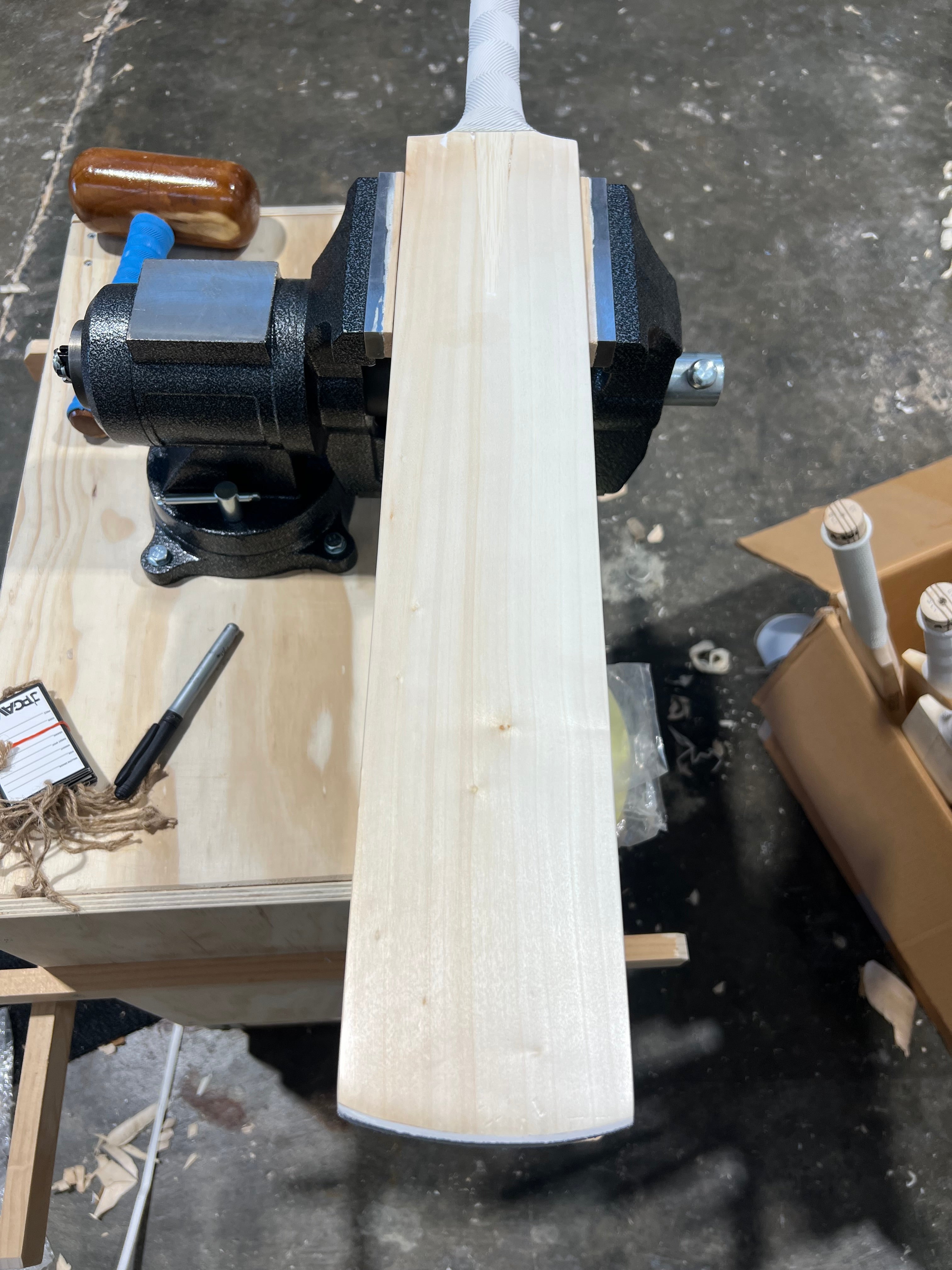 JPGavan Little Ripper+ G3 Cricket Bat - A204
