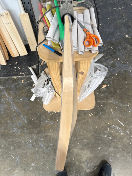 JPGavan Secret Willow Cricket Bat - 870
