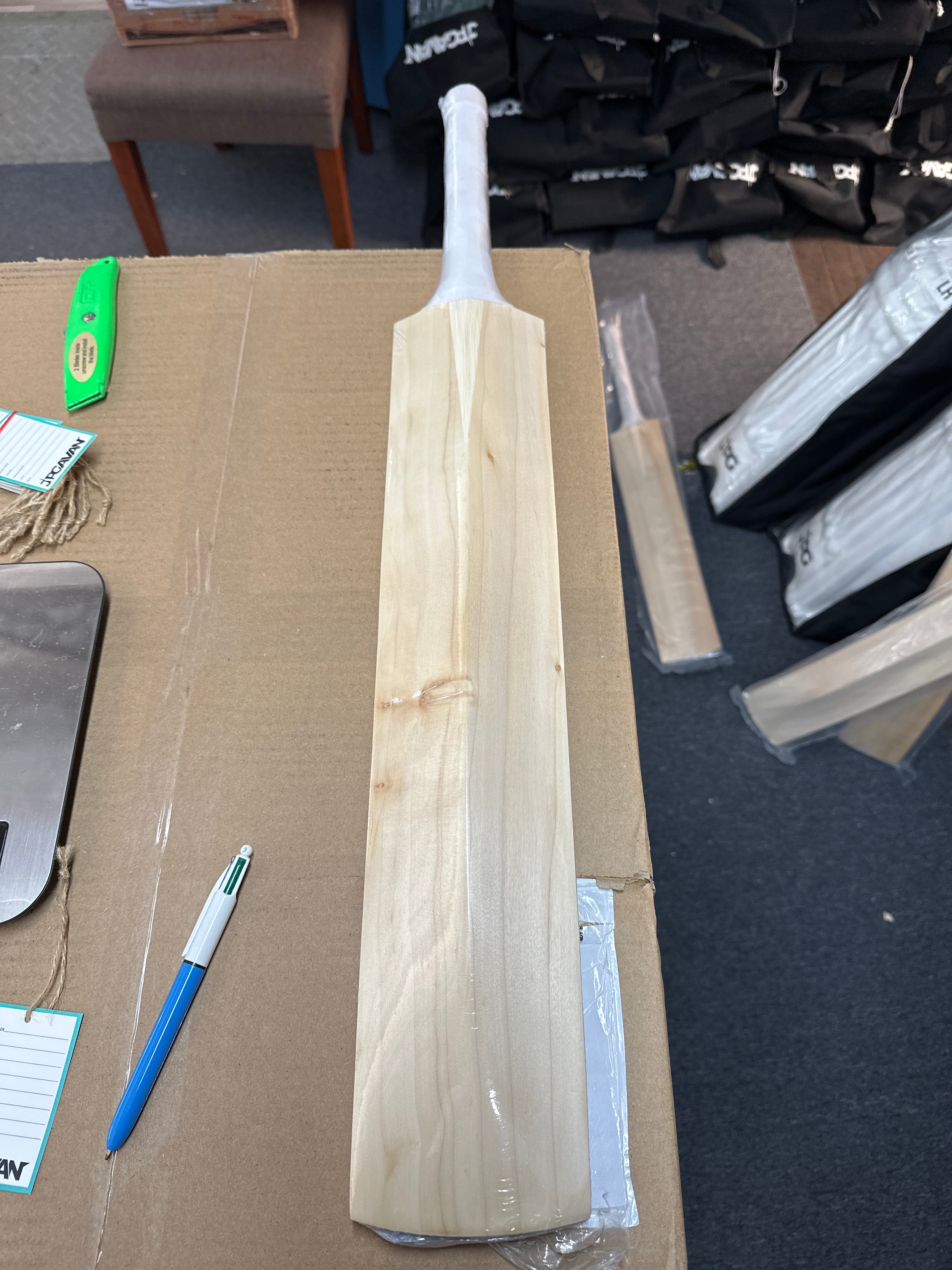 JPGavan Little Ripper Bat Cricket Bat - 74