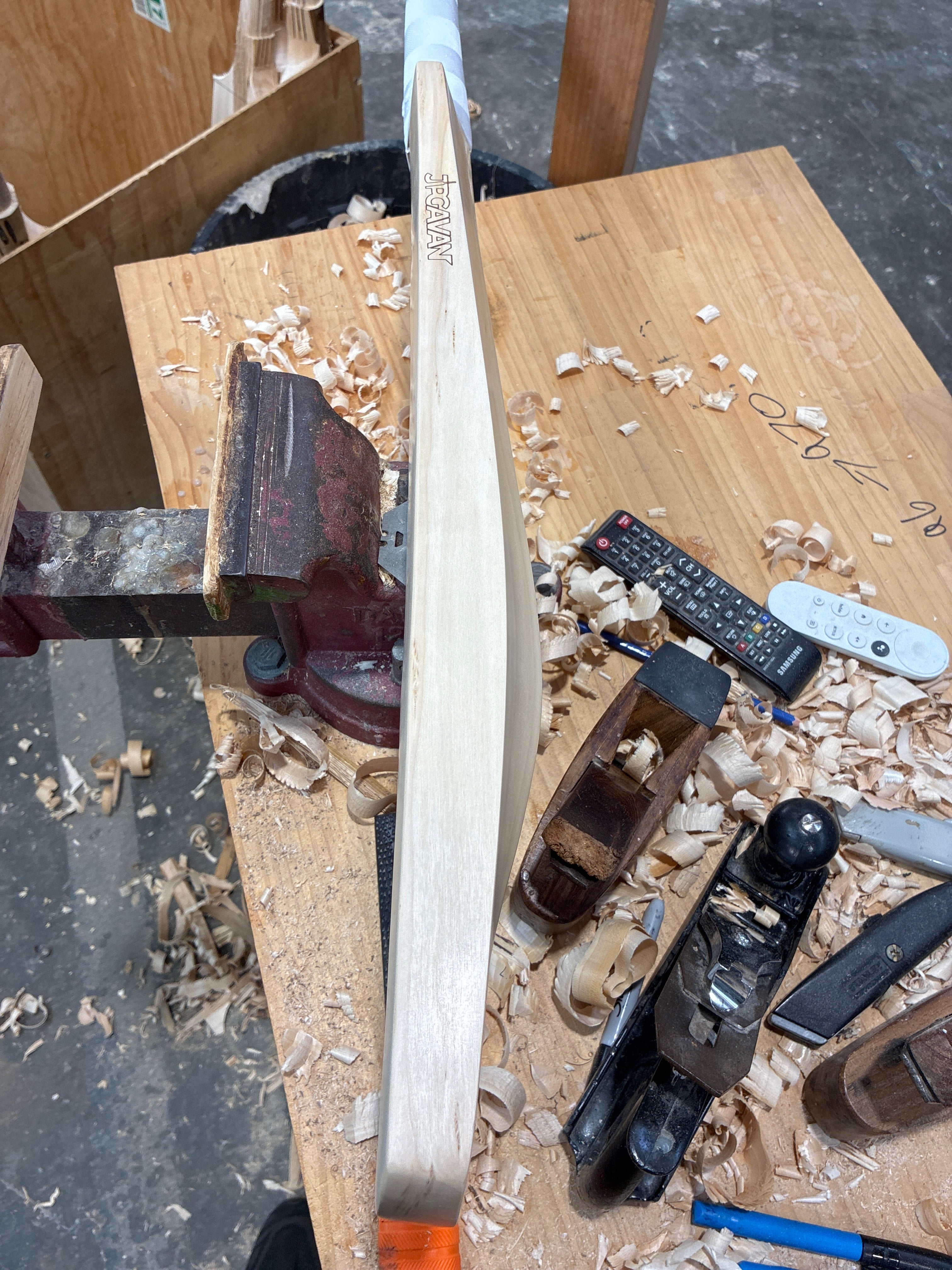 JPGavan Performance Cricket Bat - 399