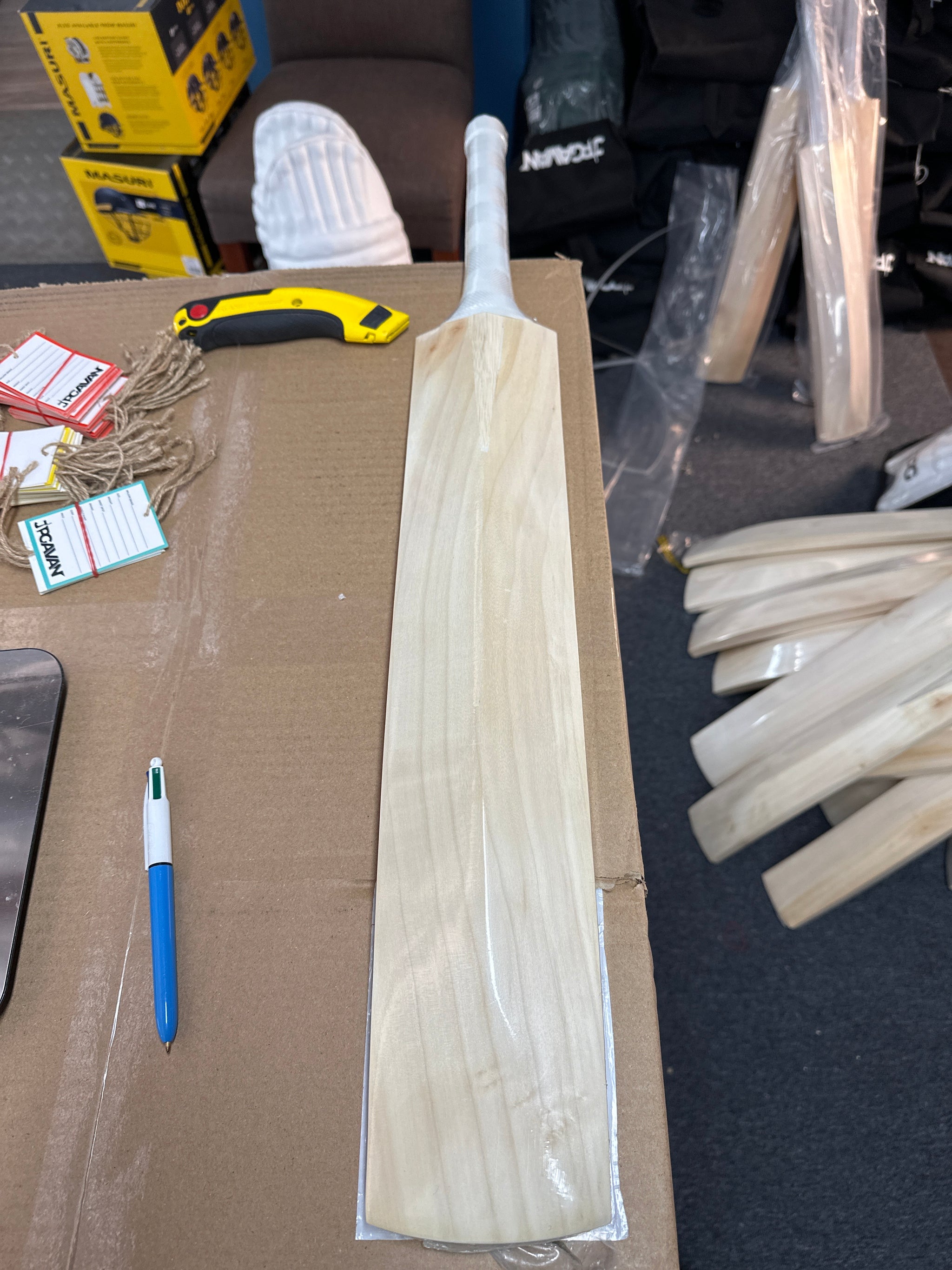 JPGavan Little Ripper Bat Cricket Bat - 117