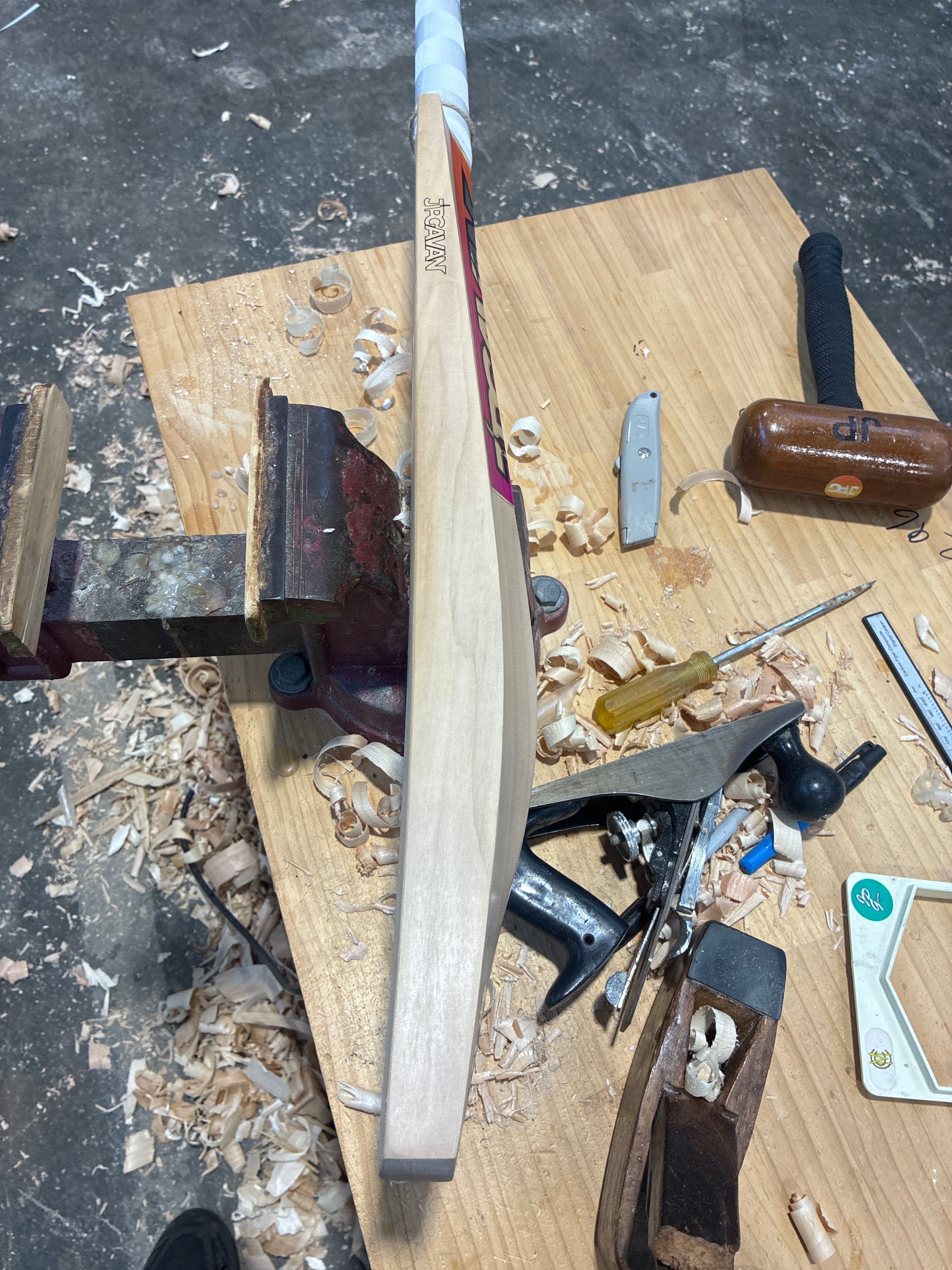 JPGavan Secret Willow Cricket Bat  - 402