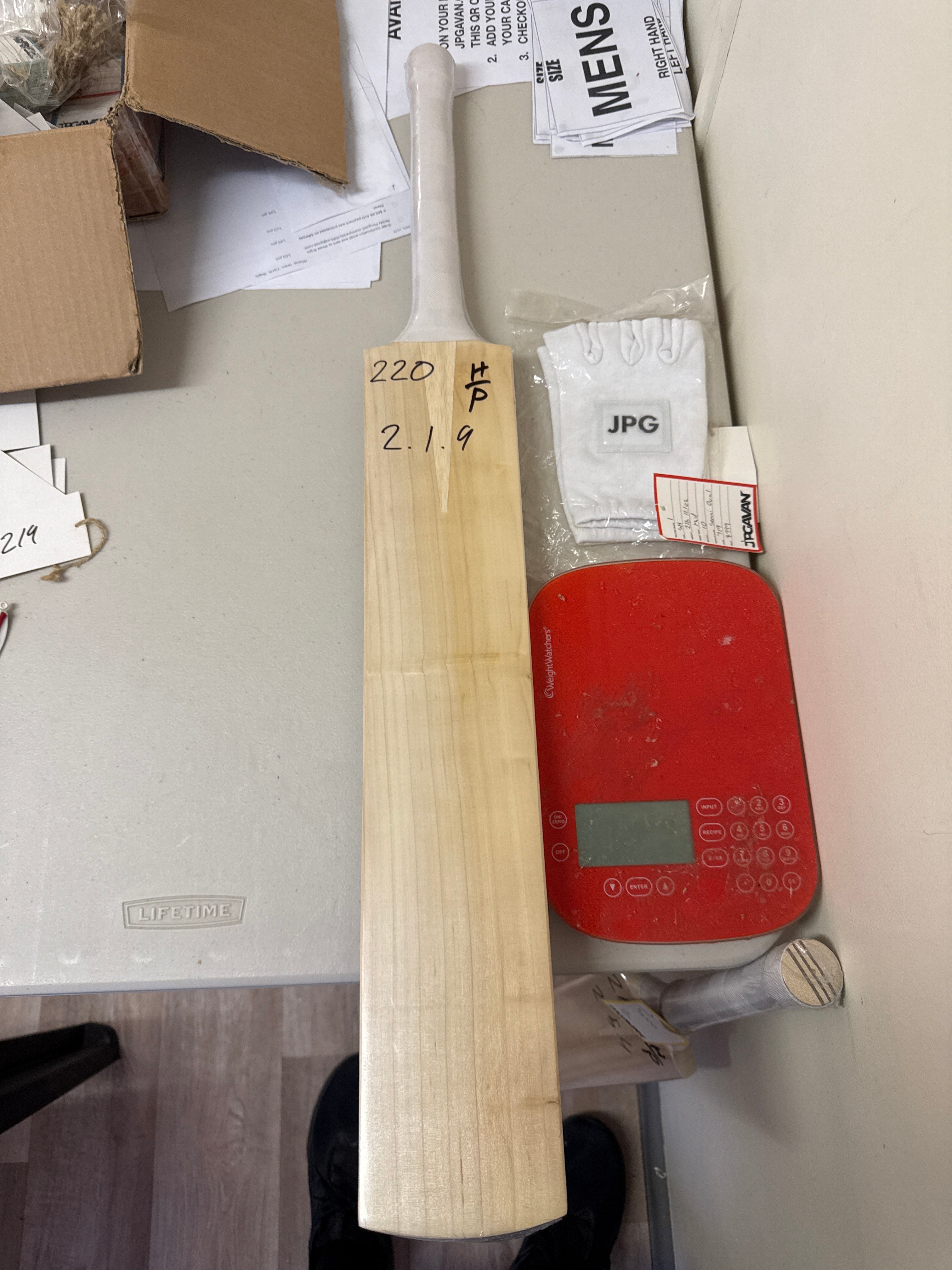 JPGavan Little Ripper+ G3 Cricket Bat - 220