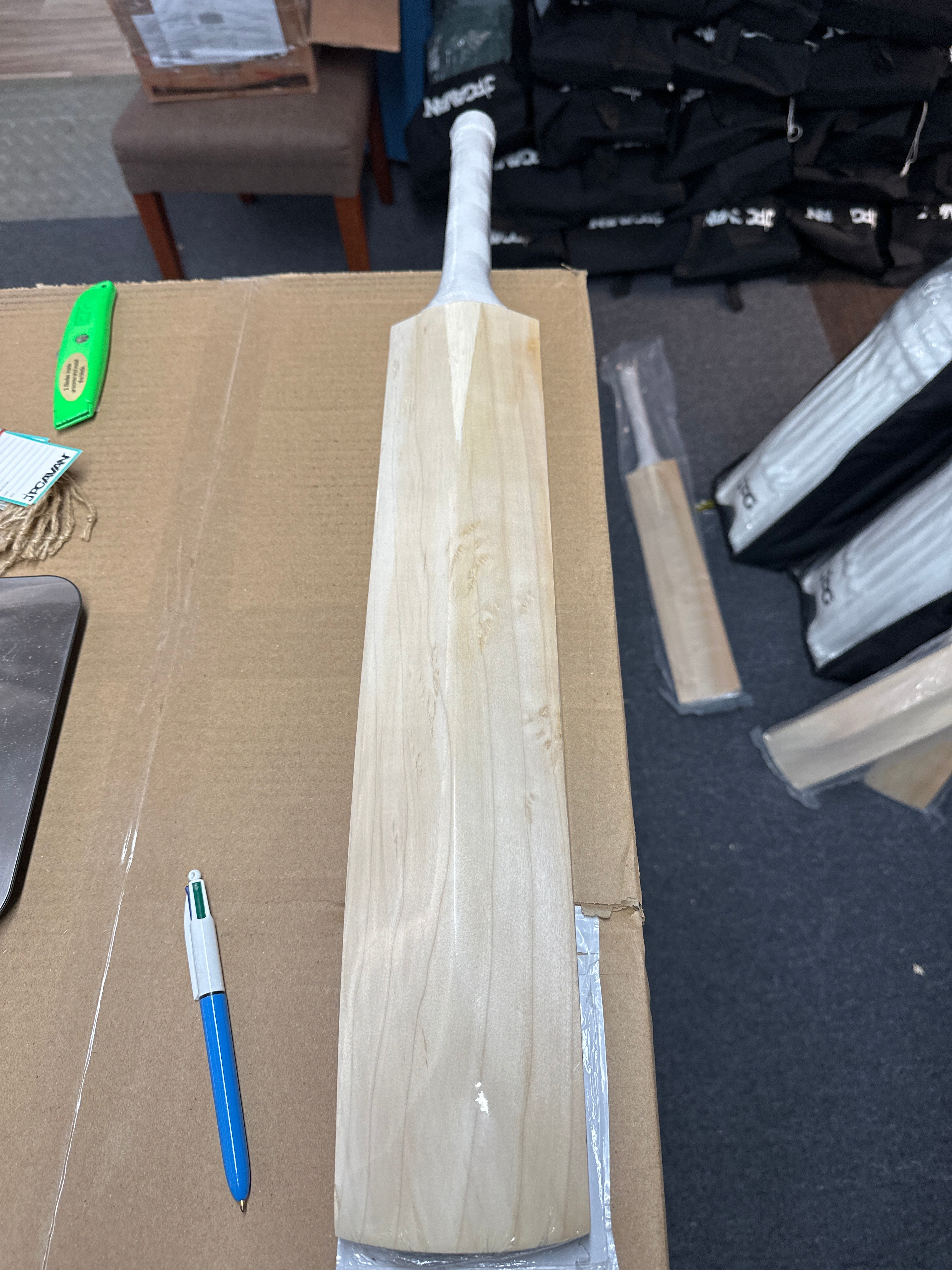 JPGavan Little Ripper Bat Cricket Bat - 75