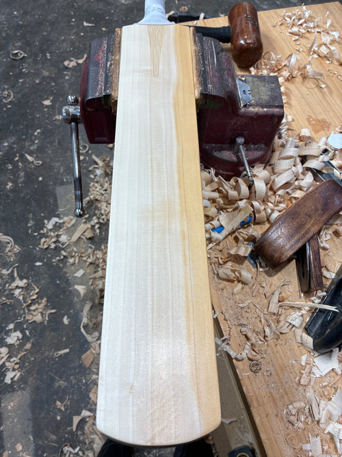 JPGavan Limited Edition cricket bat 408 – Grade 1 English willow