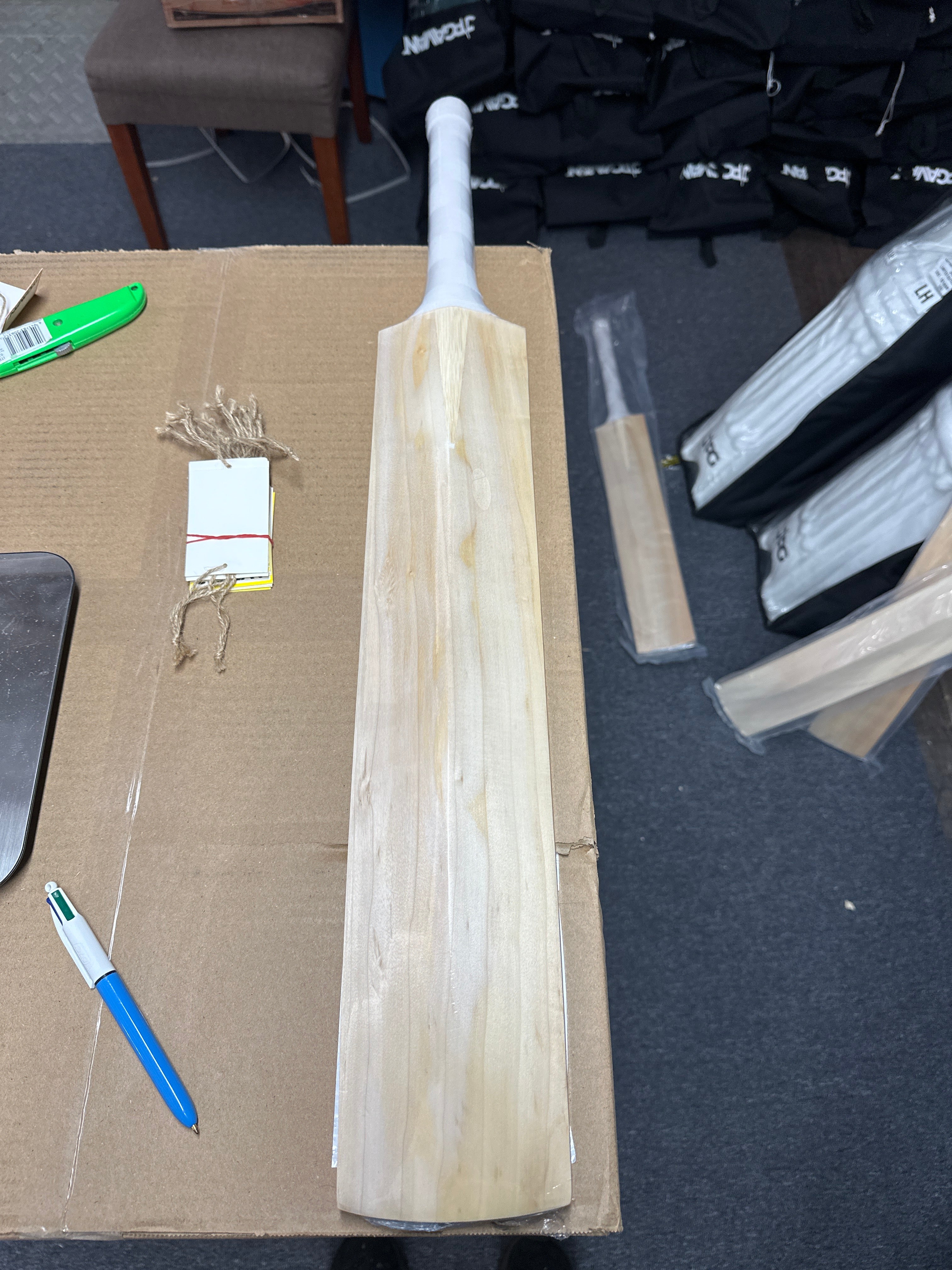 JPGavan Little Ripper+ G3 Cricket Bat - 68