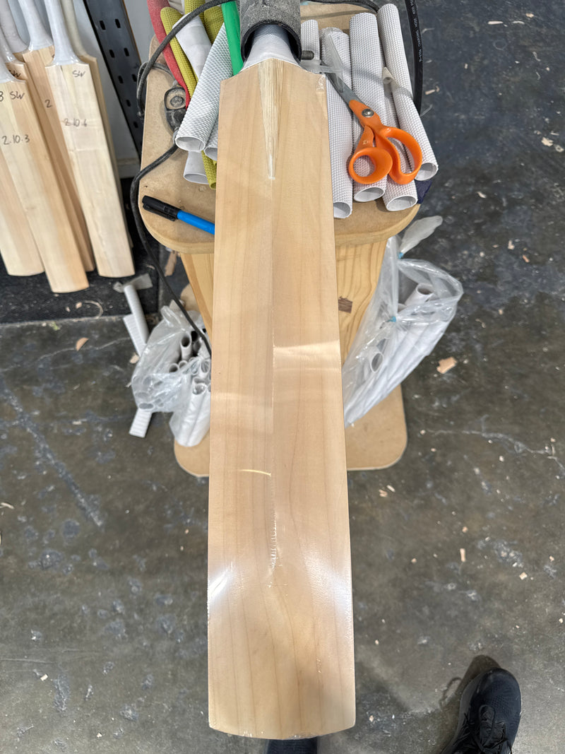 JPGavan Secret Willow Cricket Bat - 859