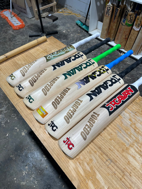 Custom JPGavan Torpedo Cricket Bat