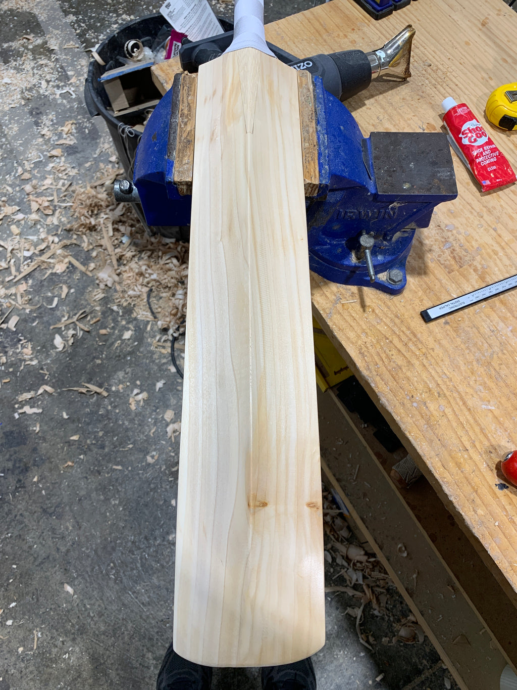 JPGavan Limited Edition Cricket Bat - 138