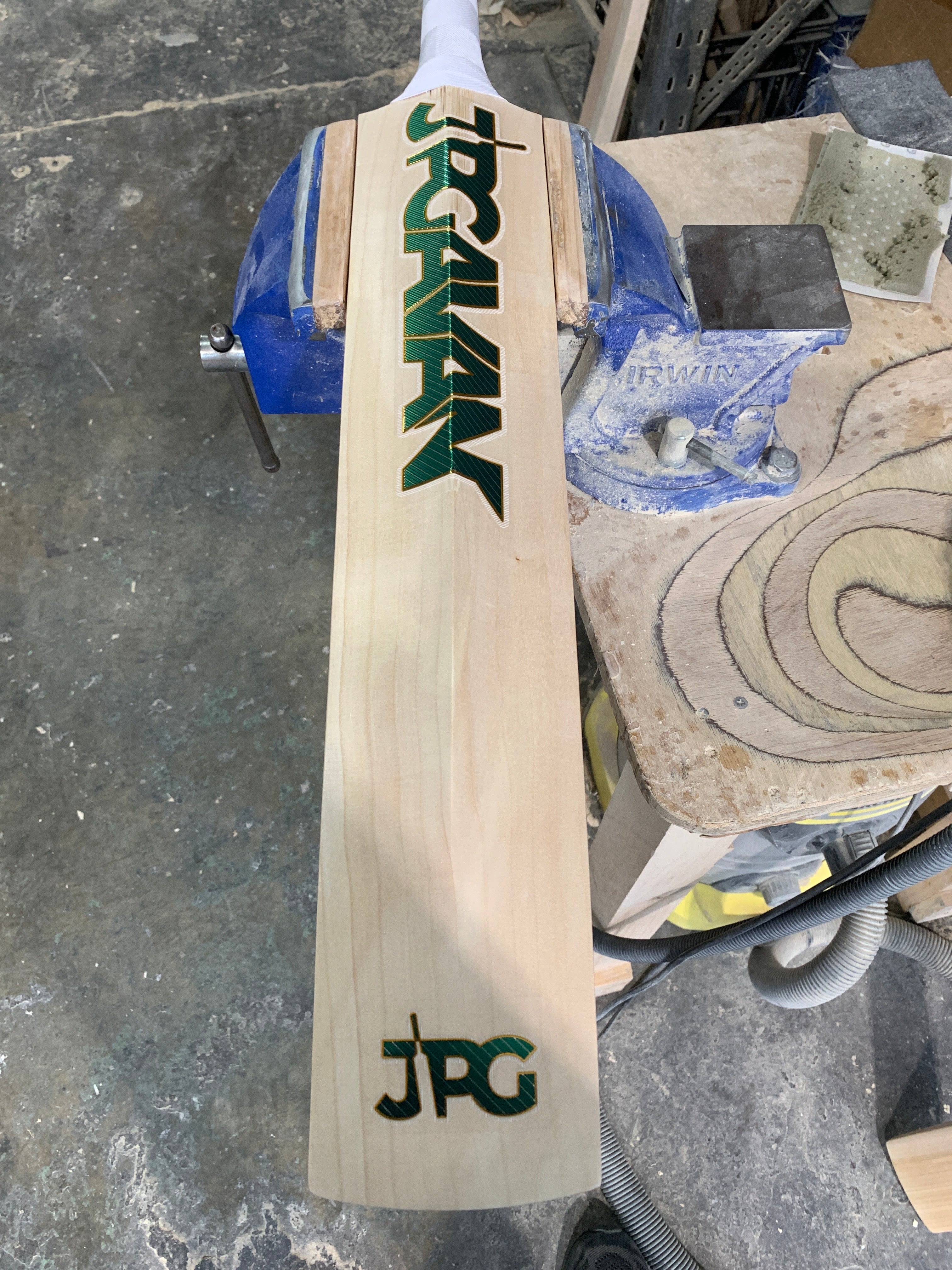 JPGavan Secret Willow Cricket Bat - 930