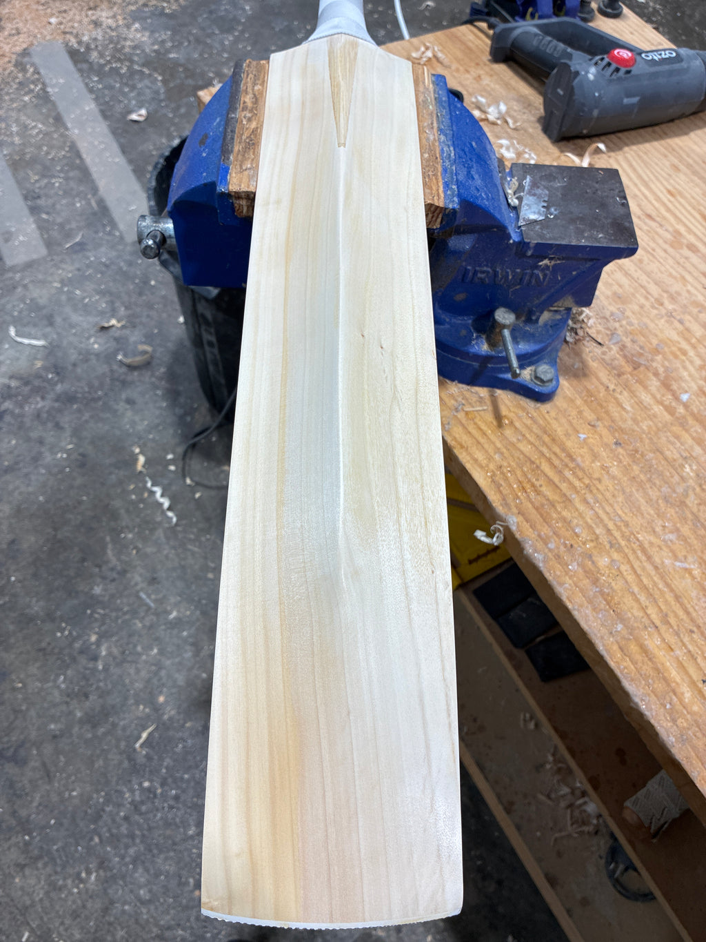 JPGavan Little Ripper+ G1 Cricket Bat - 58