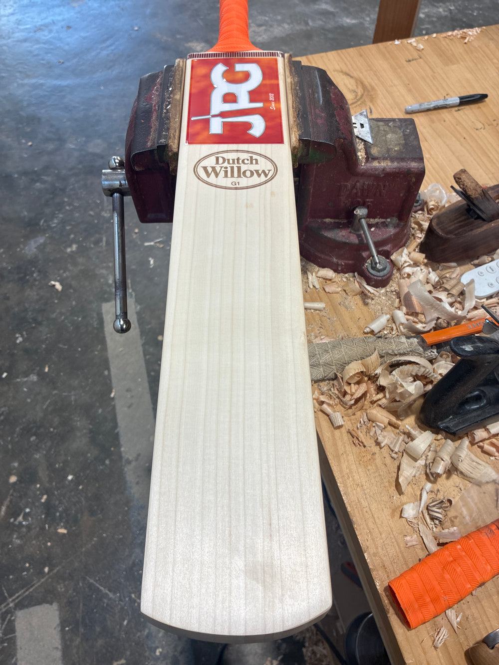 JPGavan Dutch Willow G1 Cricket Bat - 305, photo 1