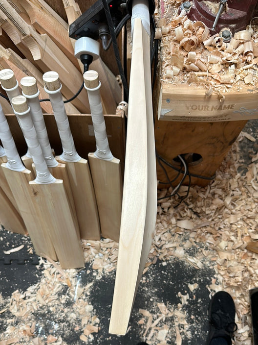JPGavan Secret Willow Cricket Bat - 472