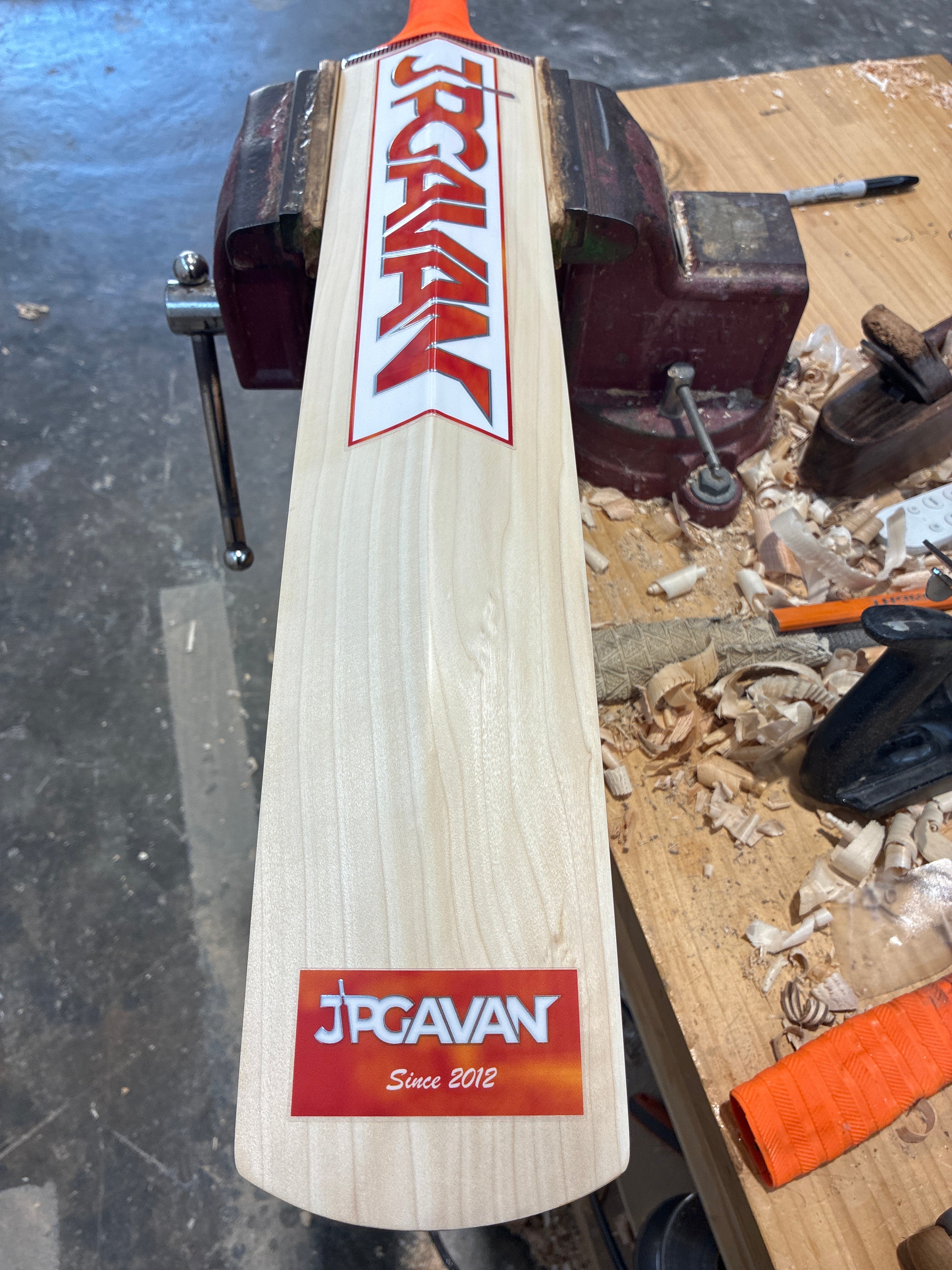JPGavan Dutch Willow G1 Cricket Bat - 287
