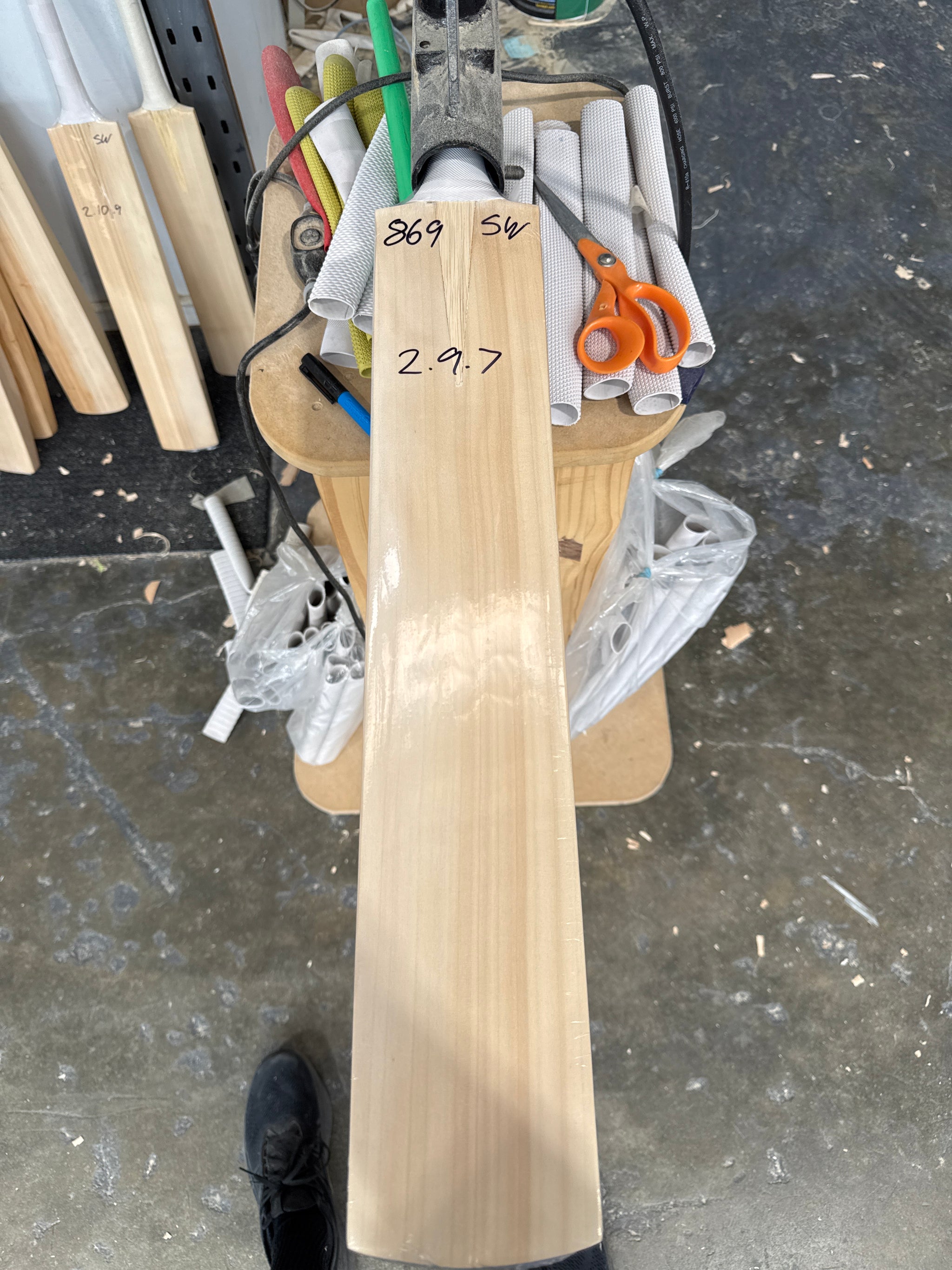 JPGavan Secret Willow Cricket Bat - 869