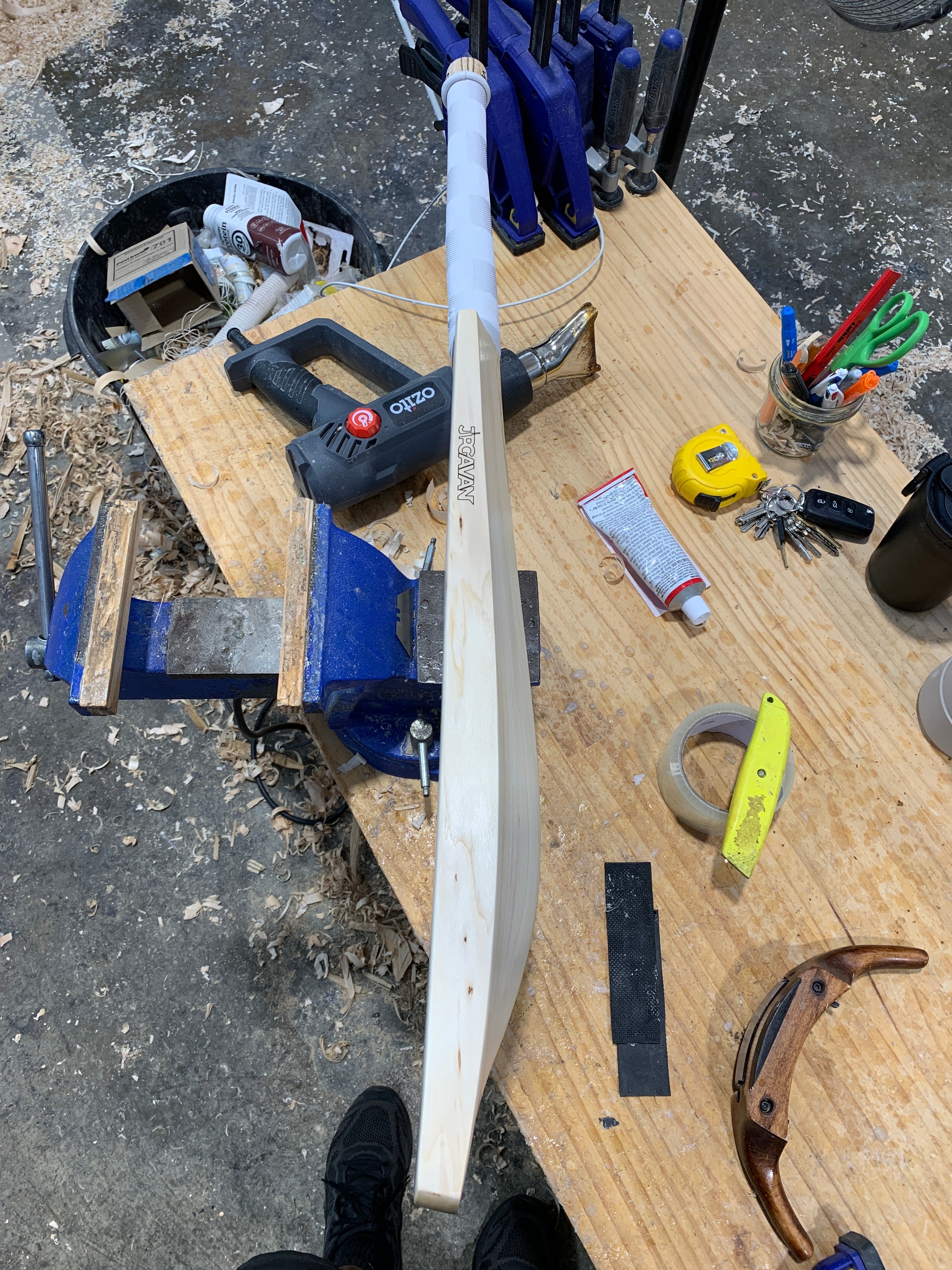 JPGavan Professional Plus Cricket Bat - 110