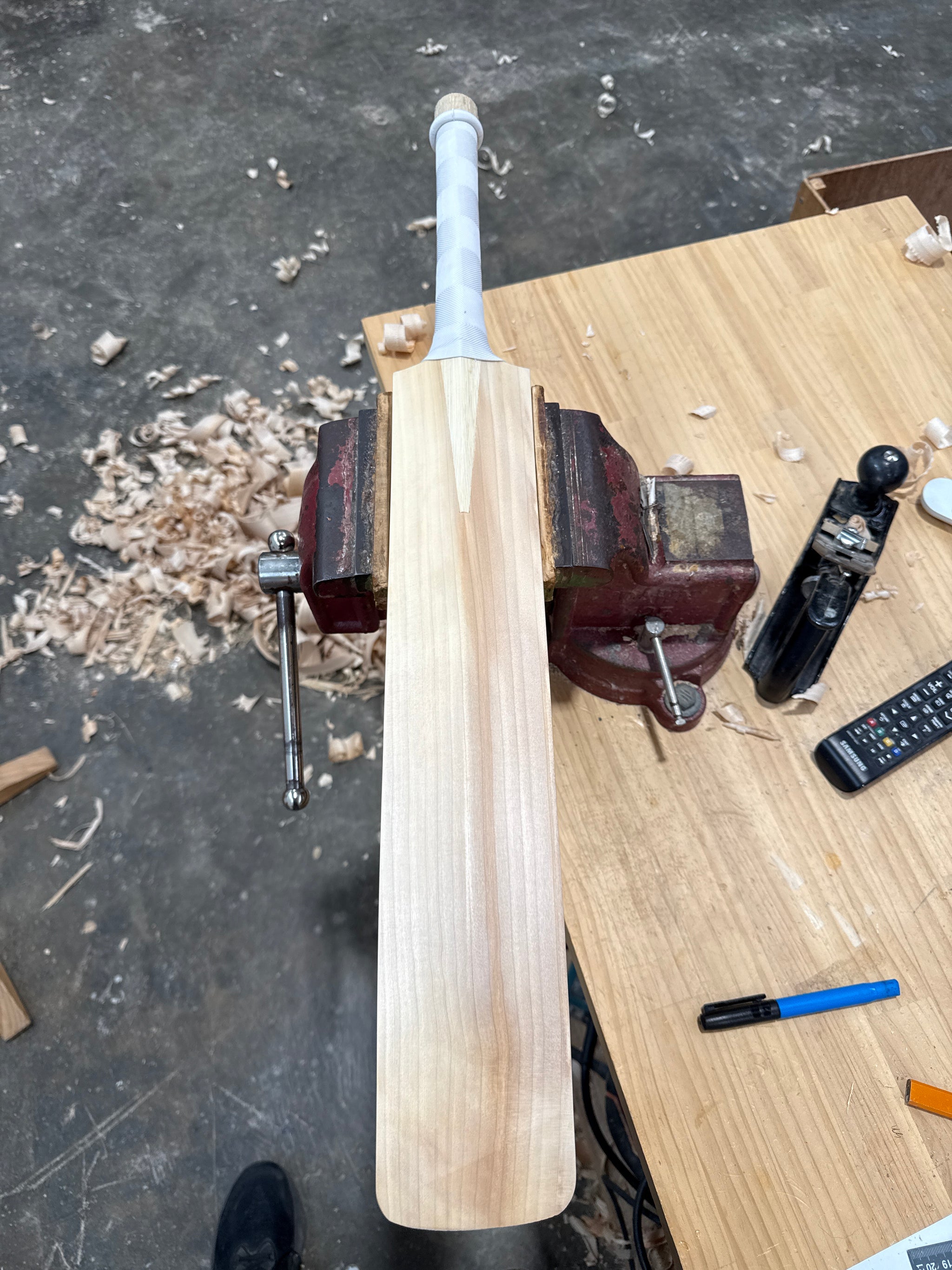 JPGavan Little Ripper+ G1 Cricket Bat - 185