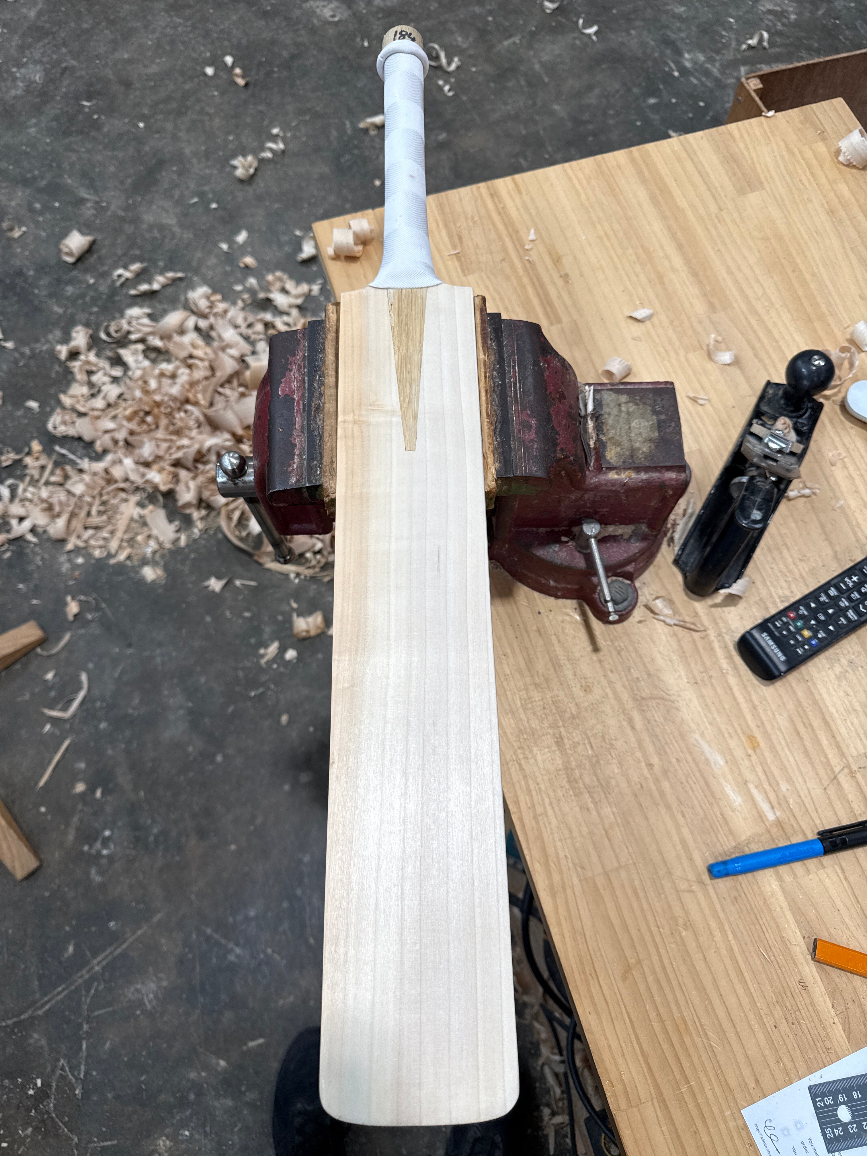 JPGavan Little Ripper+ G1 Cricket Bat - 184