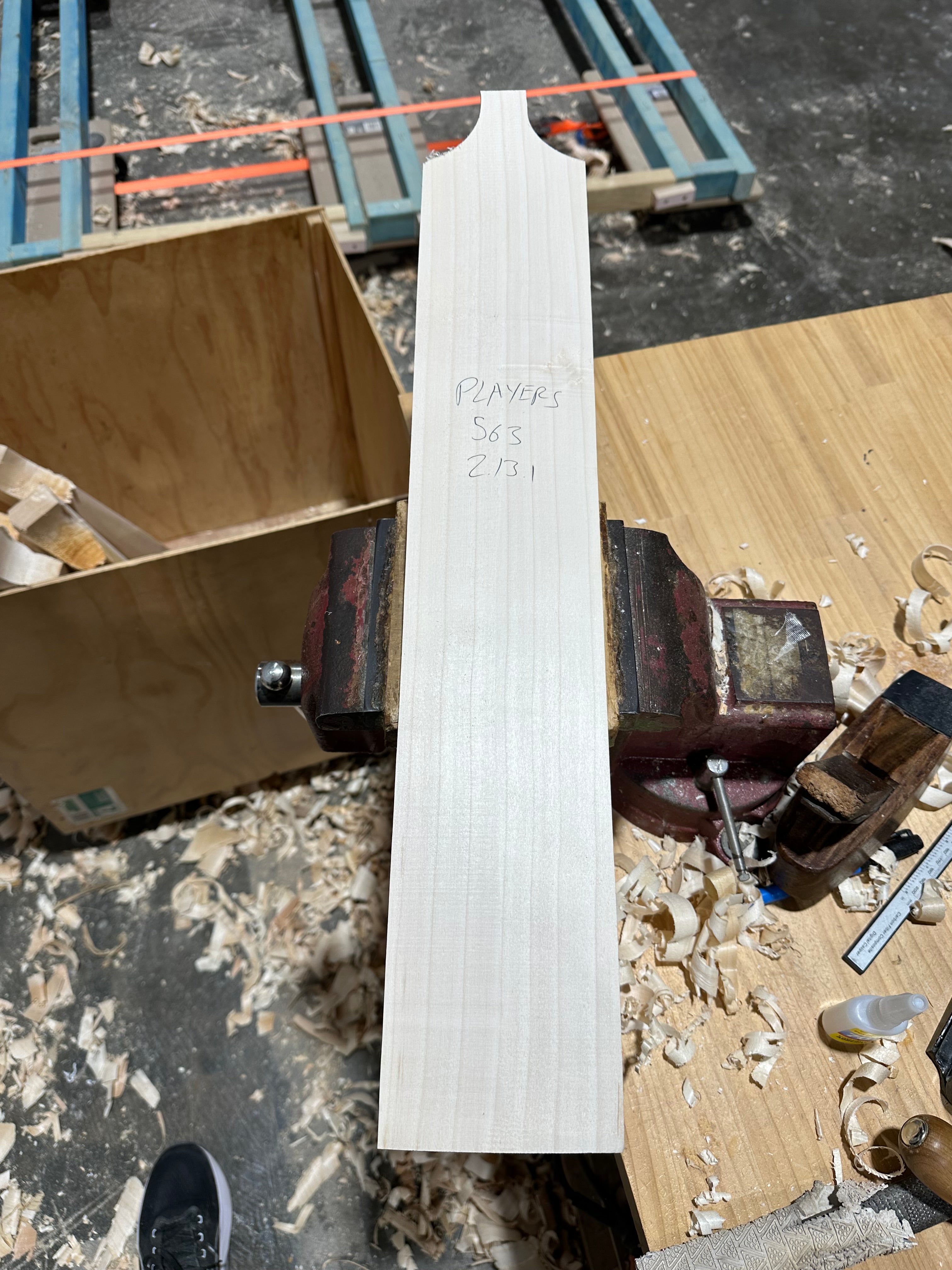 JPGavan Featherblade - 563