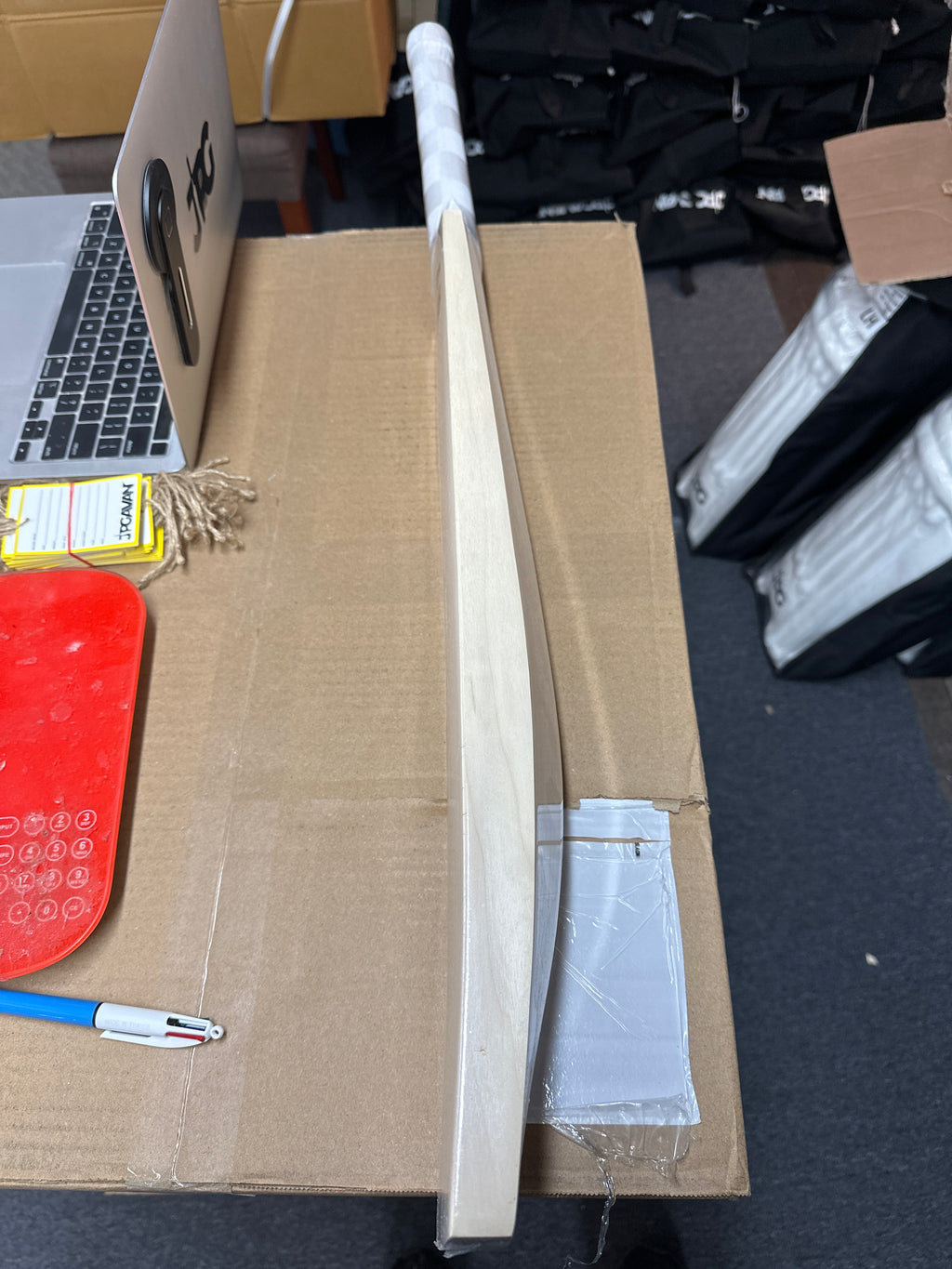 JPGavan Little Ripper+ G3 Cricket Bat - 22